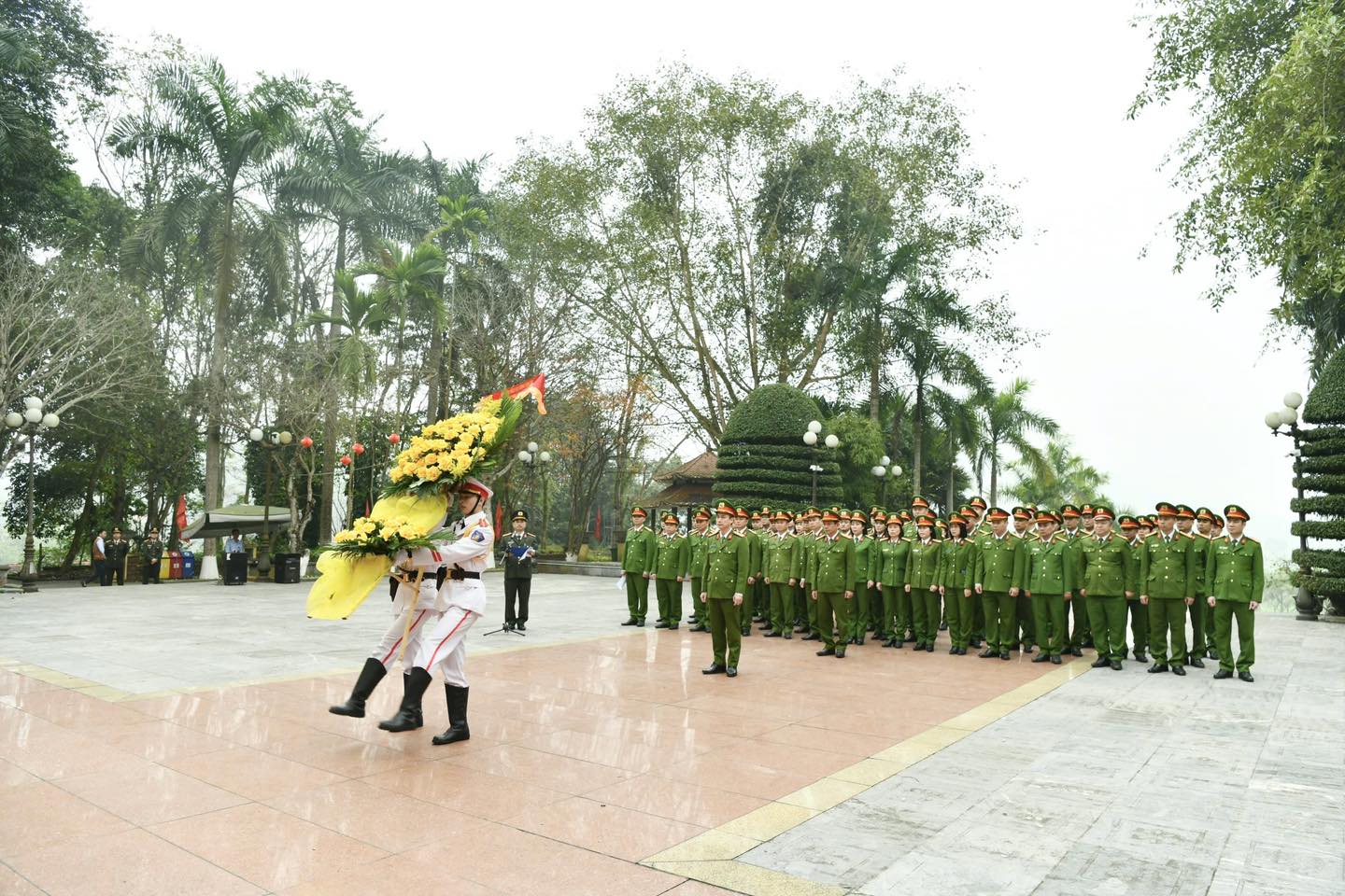 NHIỀU HOẠT ĐỘNG KỶ NIỆM 80 NĂM NGÀY TRUYỀN THỐNG LỰC LƯỢNG CẢNH SÁT QLHC VỀ TTXH