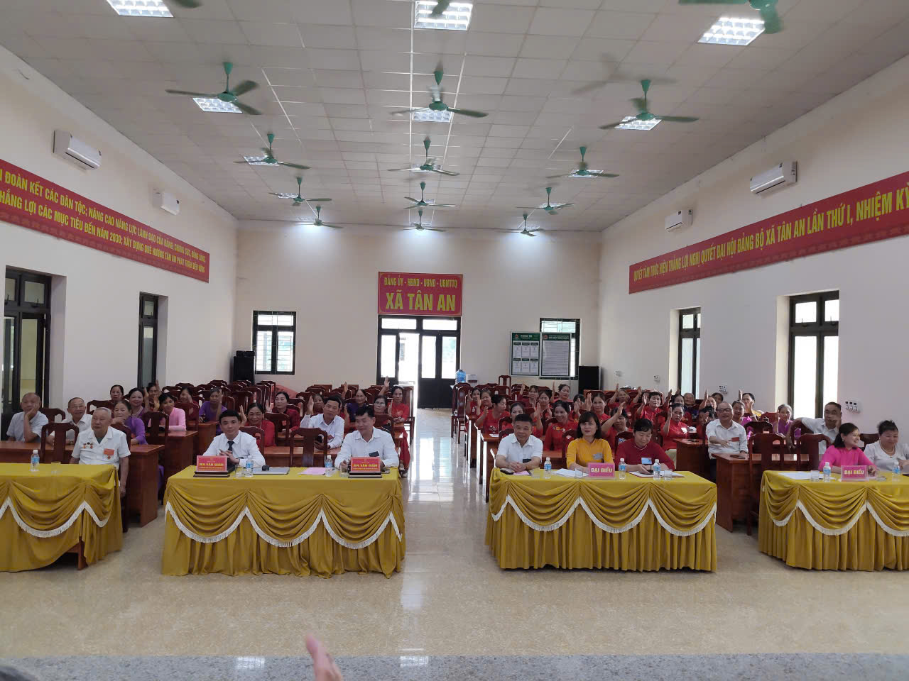 z7801642067272_2cf6a17bb898a8d66756c1427f7ec6d1.jpg