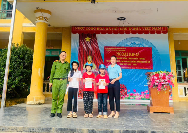 Công an xã Hồng Thái tăng cường tổ chức tuyên truyền pháp luật 