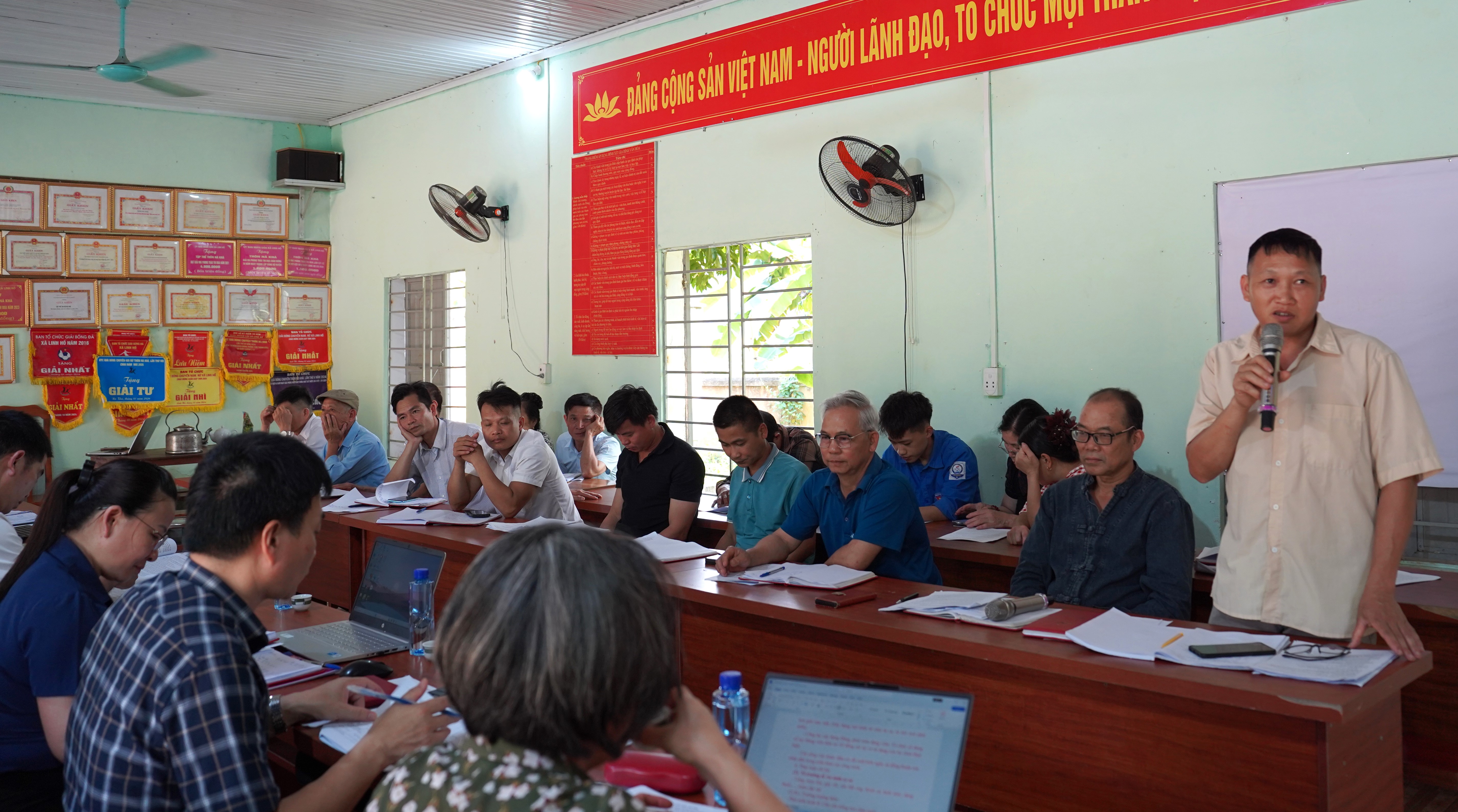 N&agrave; kh&agrave; 3.JPG