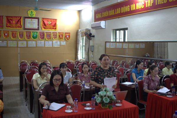 Kiểm tra tr MN Vĩnh Tuy c Nhẫn.jpg