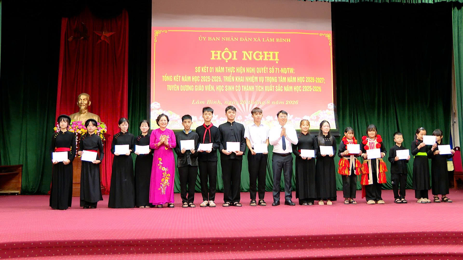Lâm Bình tổ chức hội nghị sơ kết 01 năm thực hiện nghị quyết 71 – NQ/TW ; tổng kết năm học 2025 – 2026, triển khai nhiệm vụ trọng tâm năm học 2026 – 2027; tuyên dương giáo viên, học sinh có thành tích xuất sắc năm học 2025 – 2026