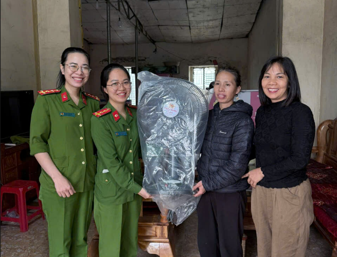 CÔNG AN XÃ SƠN DƯƠNG TƯNG BỪNG CÁC HOẠT ĐỘNG KỶ NIỆM NGÀY QUỐC TẾ PHỤ NỮ 8/3 