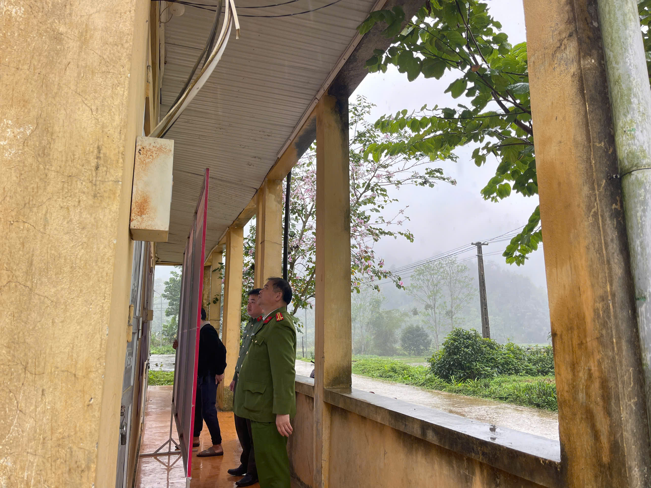 CÔNG AN XÃ THƯỢNG LÂM KIỂM TRA CÔNG TÁC CHUẨN BỊ BẦU CỬ ĐẠI BIỂU HĐND CÁC CẤP