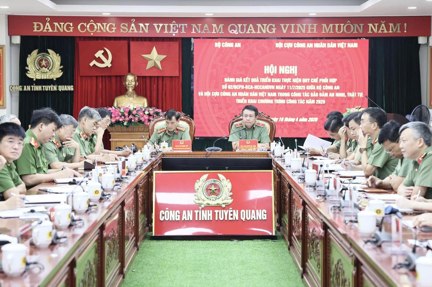 NHIỀU KẾT QUẢ TÍCH CỰC TRONG THỰC HIỆN QUY CHẾ PHỐI HỢP GIỮA BỘ CÔNG AN VÀ HỘI CỰU CAND TRONG ĐẢM BẢO ANTT