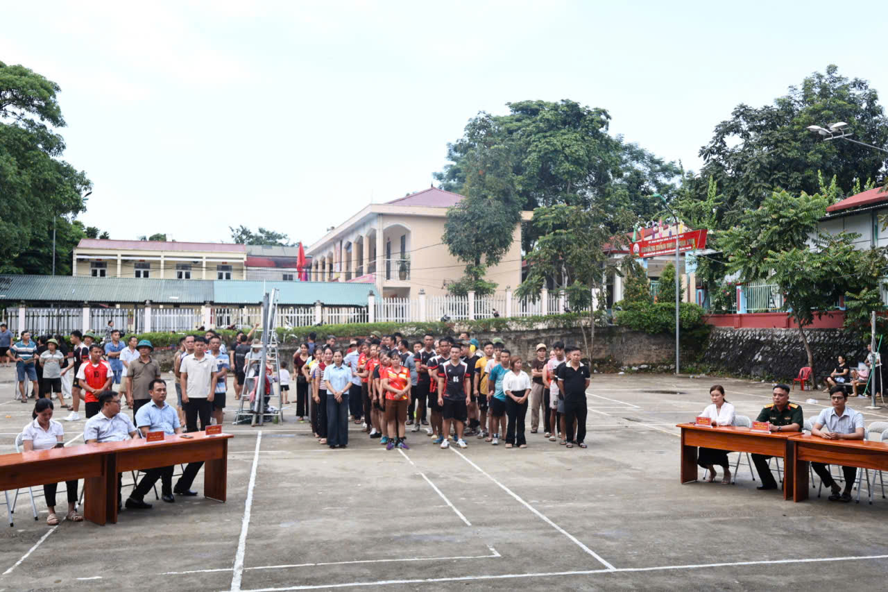Bế mạc giải bóng chuyền da giữa.jpg