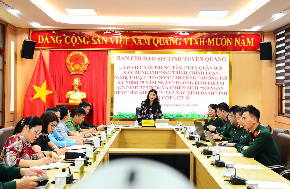 Phó Chủ tịch UBND tỉnh Vương Ngọc Hà làm việc với Trung tâm Phát thanh truyền hình Quân đội