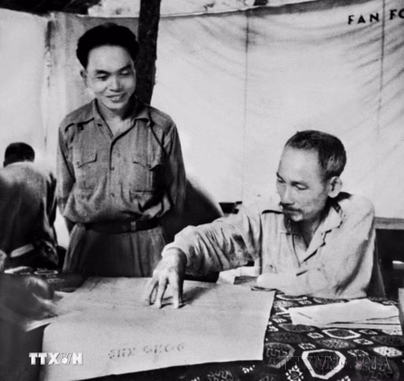Đại tướng Võ Nguyên Giáp: Nhà quân sự thiên tài, nhà văn hóa lớn