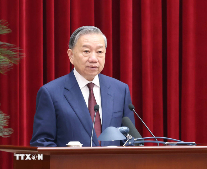 Bế mạc Hội nghị TW lần thứ 2: Thống nhất cao về những vấn đề lớn, hệ trọng