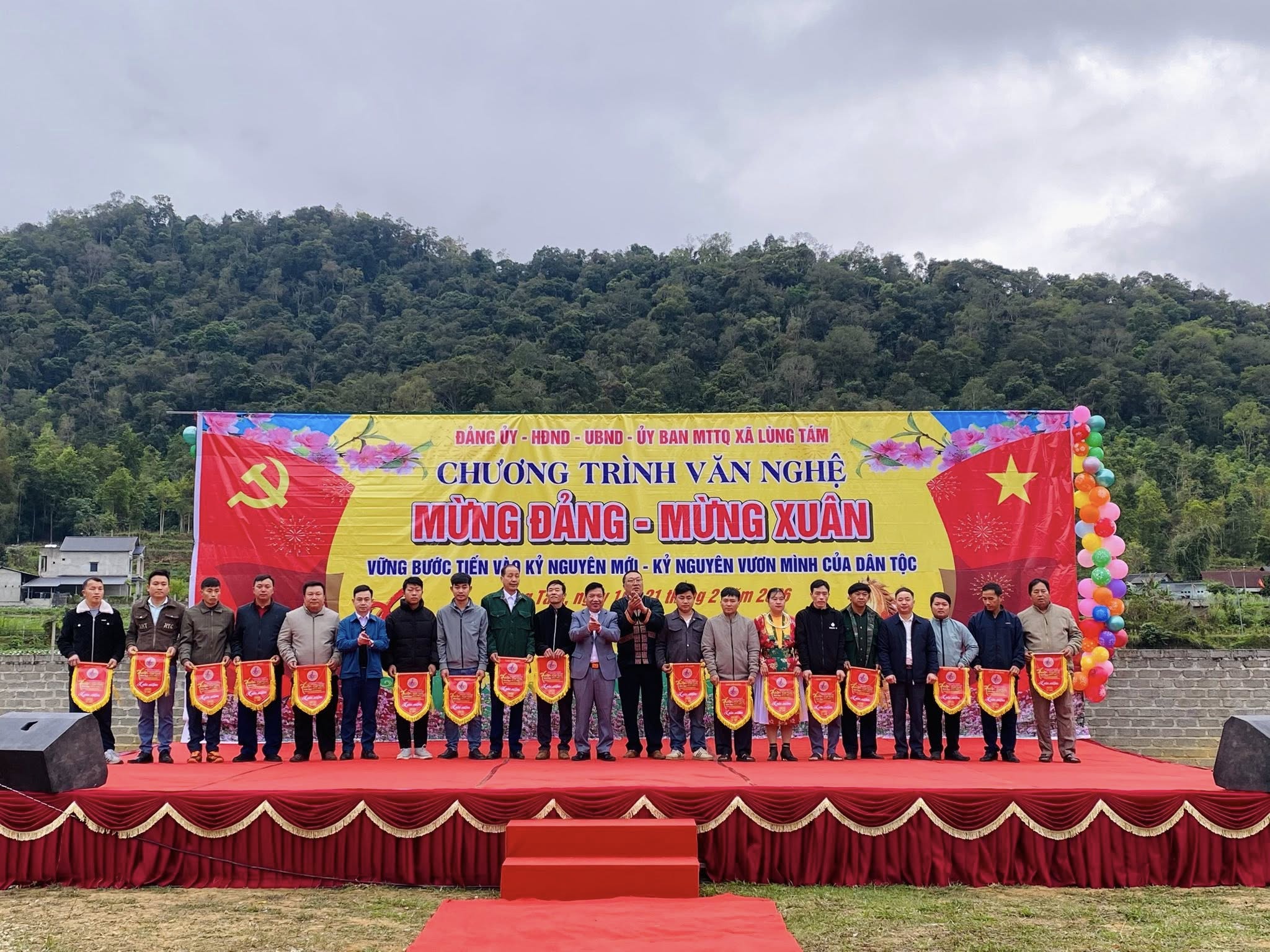 KHAI MẠC CÁC HOẠT ĐỘNG VĂN NGHỆ – THỂ THAO MỪNG ĐẢNG, MỪNG XUÂN BÍNH NGỌ 2026 XÃ LÙNG TÁM