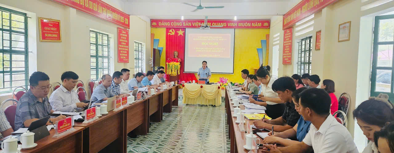 Đoàn kiểm tra, giám sát số 285 của Ban Thường vụ Tỉnh ủy kiểm tra đợt 2 năm 2026 đối với Ban Thường vụ Đảng ủy xã Du Già