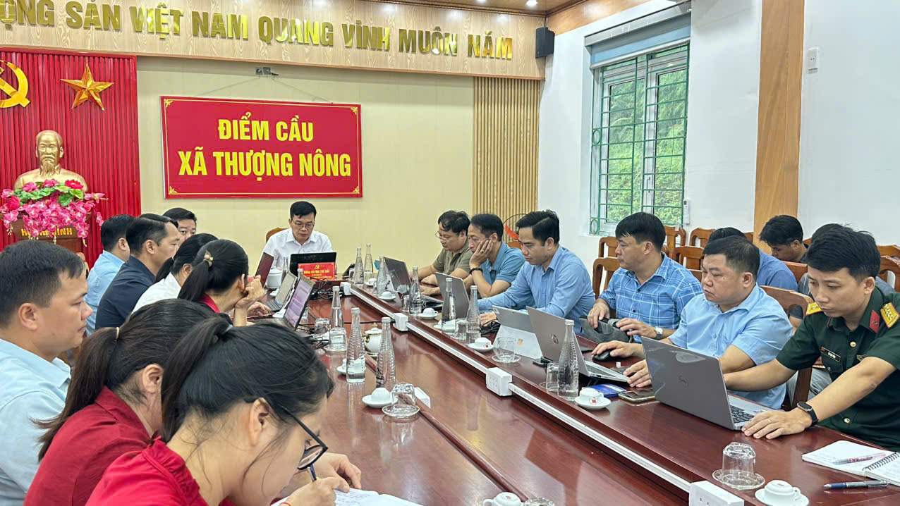trực tuyên 29.4.jpg