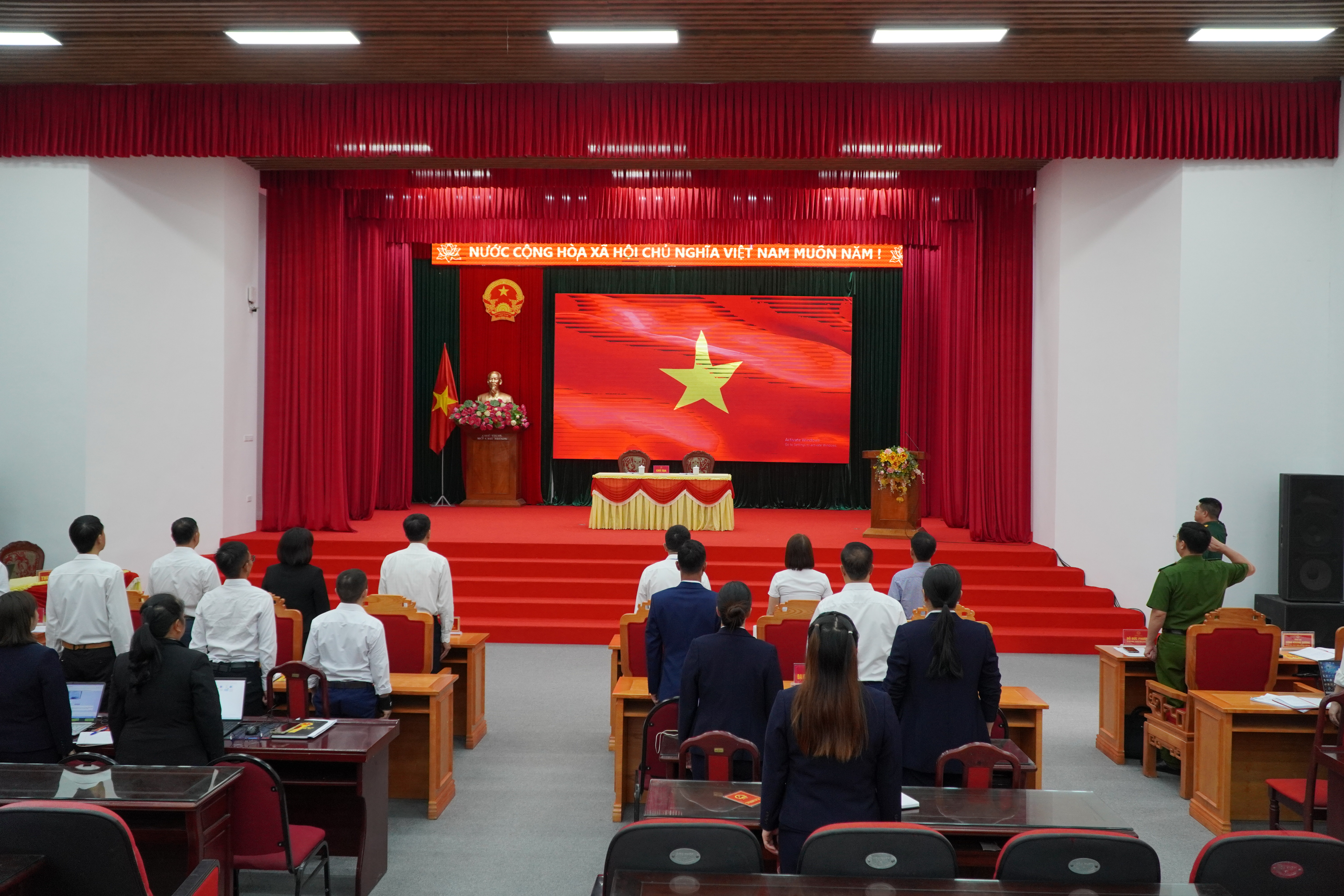 HĐND xã Mèo Vạc tổ chức Kỳ họp thứ sáu, thông qua 7 nghị quyết quan trọng