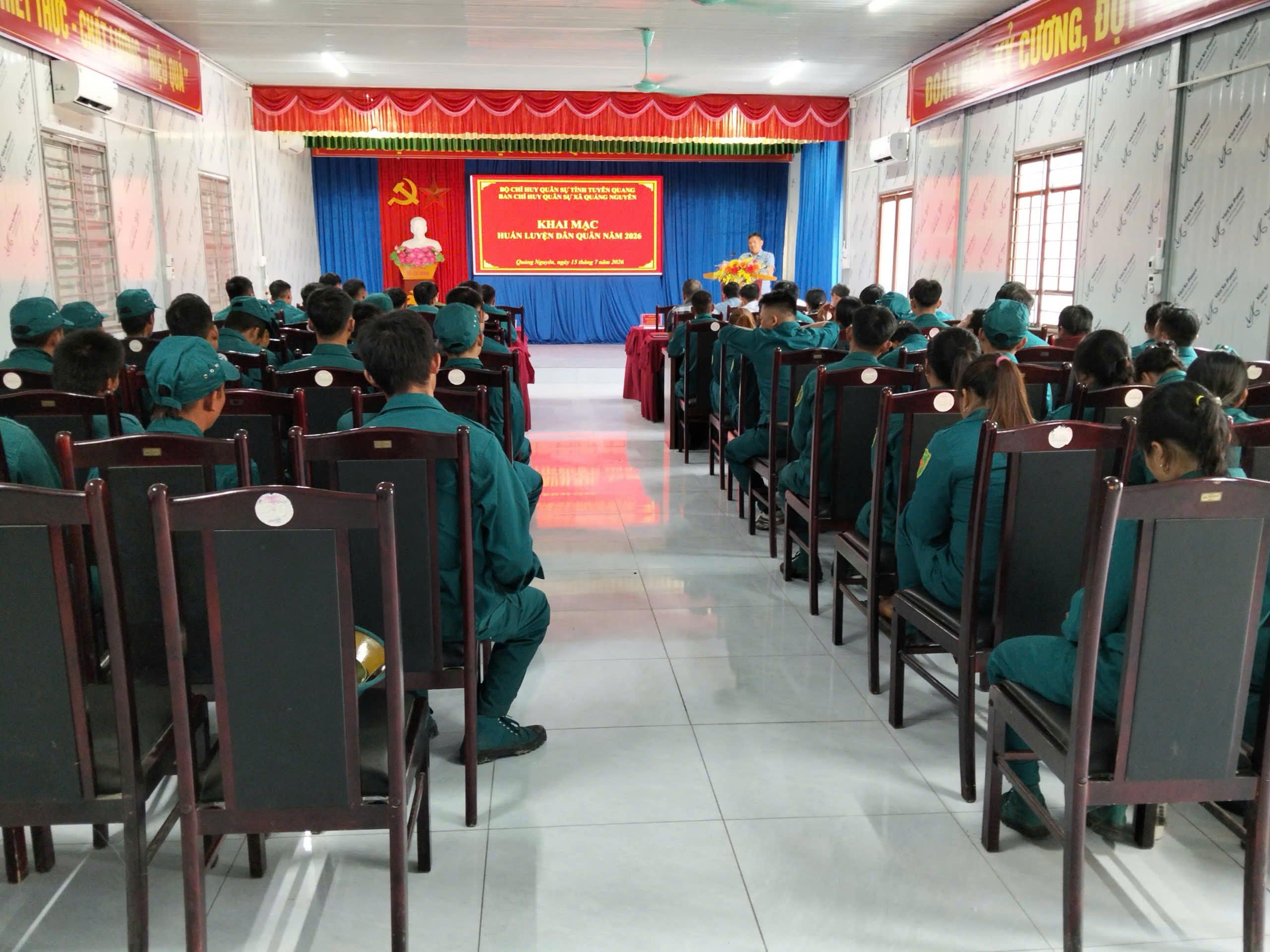 BAN CHỈ HUY QUÂN SỰ XÃ QUẢNG NGUYÊN TỔ CHỨC KHAI MẠC HUẤN LUYỆN DÂN QUÂN NĂM 2026