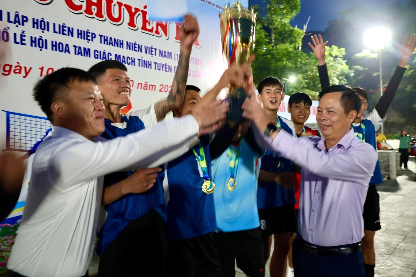 XÃ ĐỒNG VĂN BẾ MẠC GIẢI BÓNG CHUYỀN DA THANH NIÊN NĂM 2026 MỞ RỘNG
