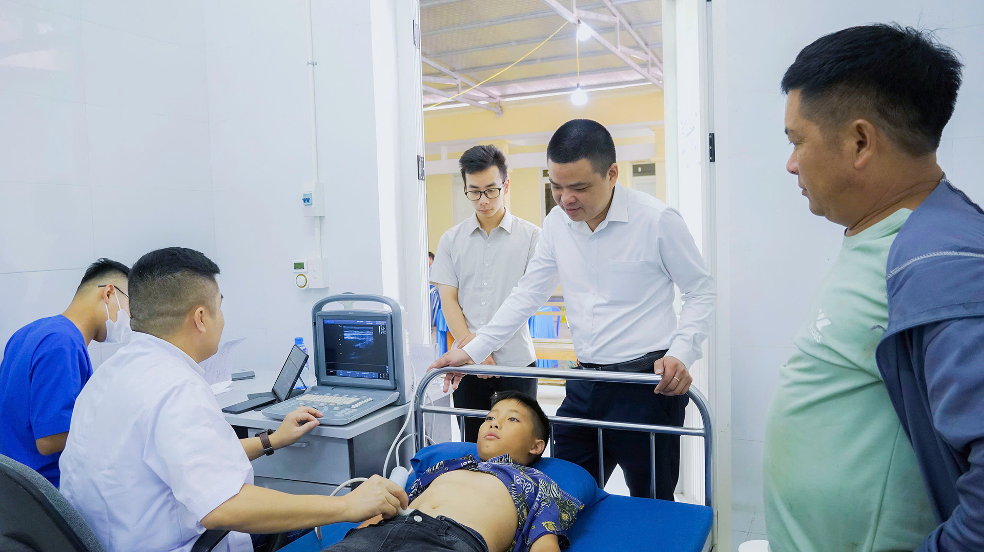 tin kh&aacute;m sức khỏe to&agrave;n d&acirc;n (2).jpg