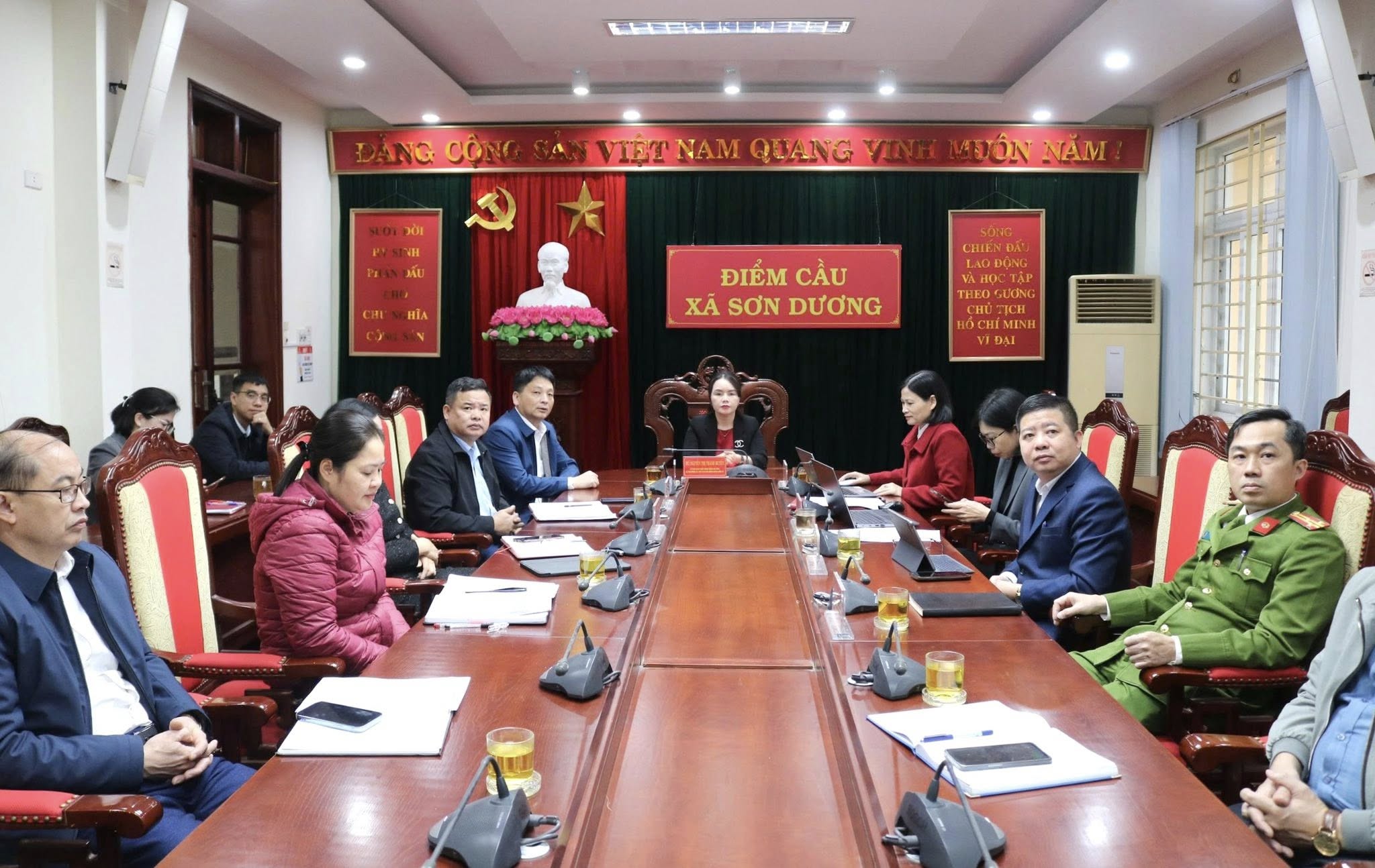 Xã Sơn Dương tham dự Hội nghị toàn quốc tổng kết công tác phát triển khoa học, công nghệ, đổi mới sáng tạo và chuyển đổi số năm 2025 và nhiệm vụ, giải pháp trọng tâm năm 2026. 