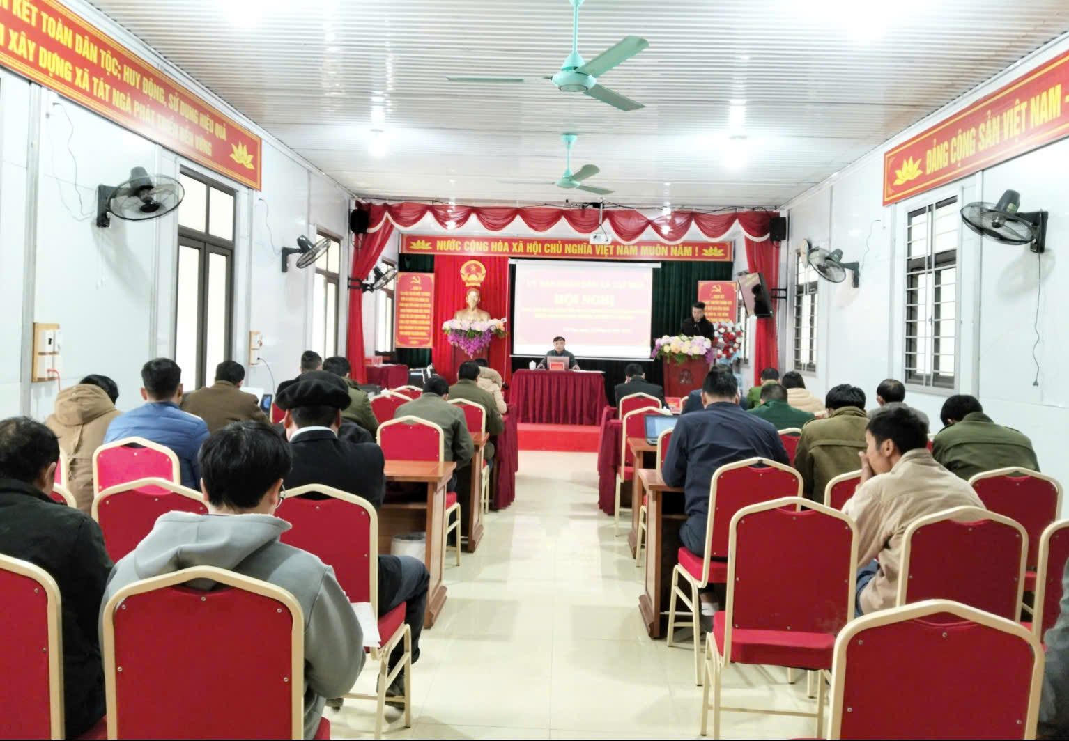 Tát Ngà tổng kết hoạt động tín dụng chính sách xã hội năm 2025, triển khai nhiệm vụ năm 2026 