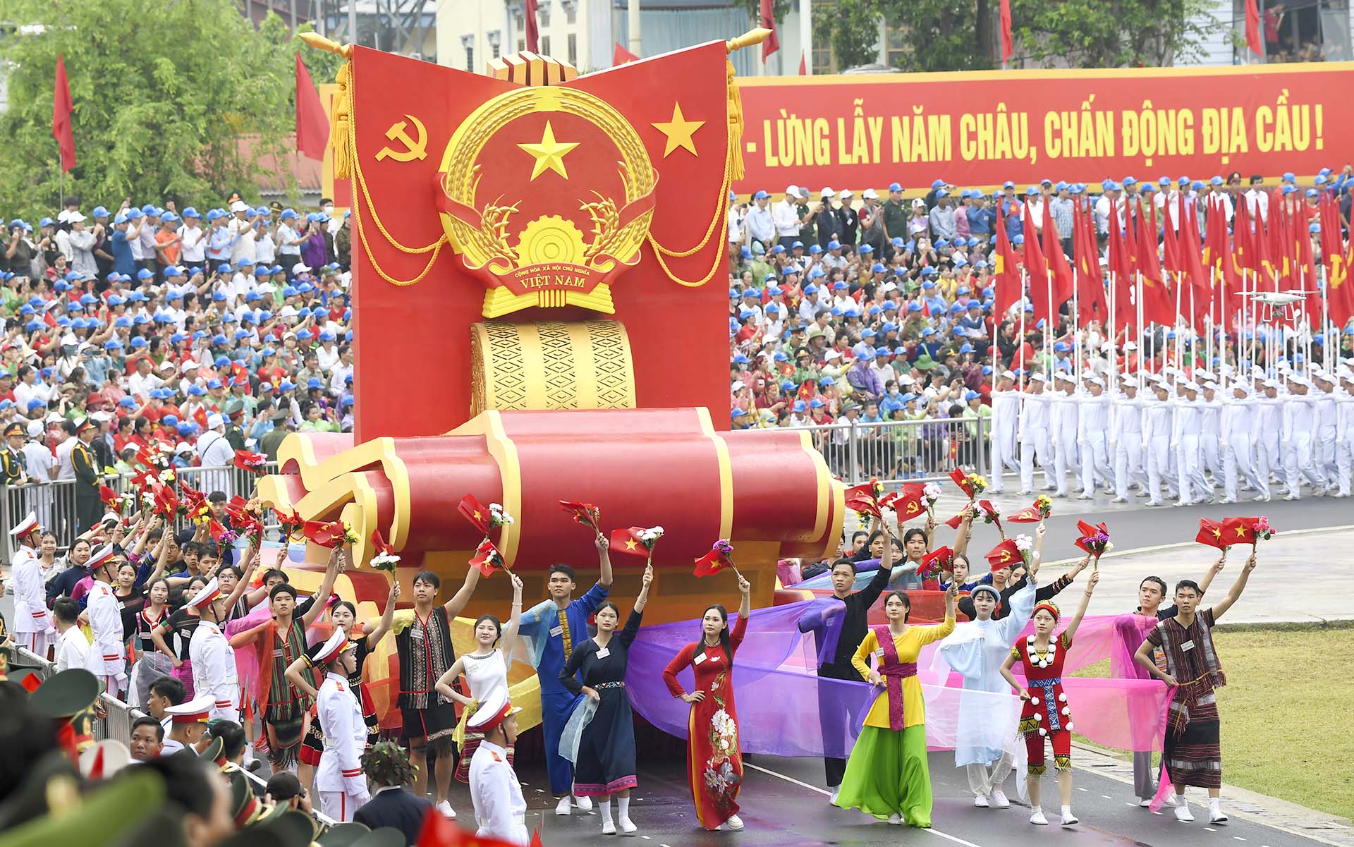 Rạng ngời chân lý - “Độc lập - Tự do - Hạnh phúc”