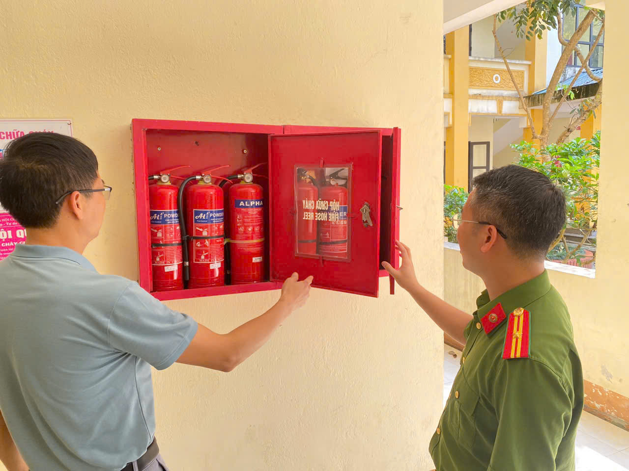 CÔNG AN XÃ VỊ XUYÊN TĂNG CƯỜNG KIỂM TRA, ĐẢM BẢO AN NINH, AN TOÀN KỲ THI TUYỂN SINH VÀO LỚP 10 NĂM HỌC 2026 – 2027