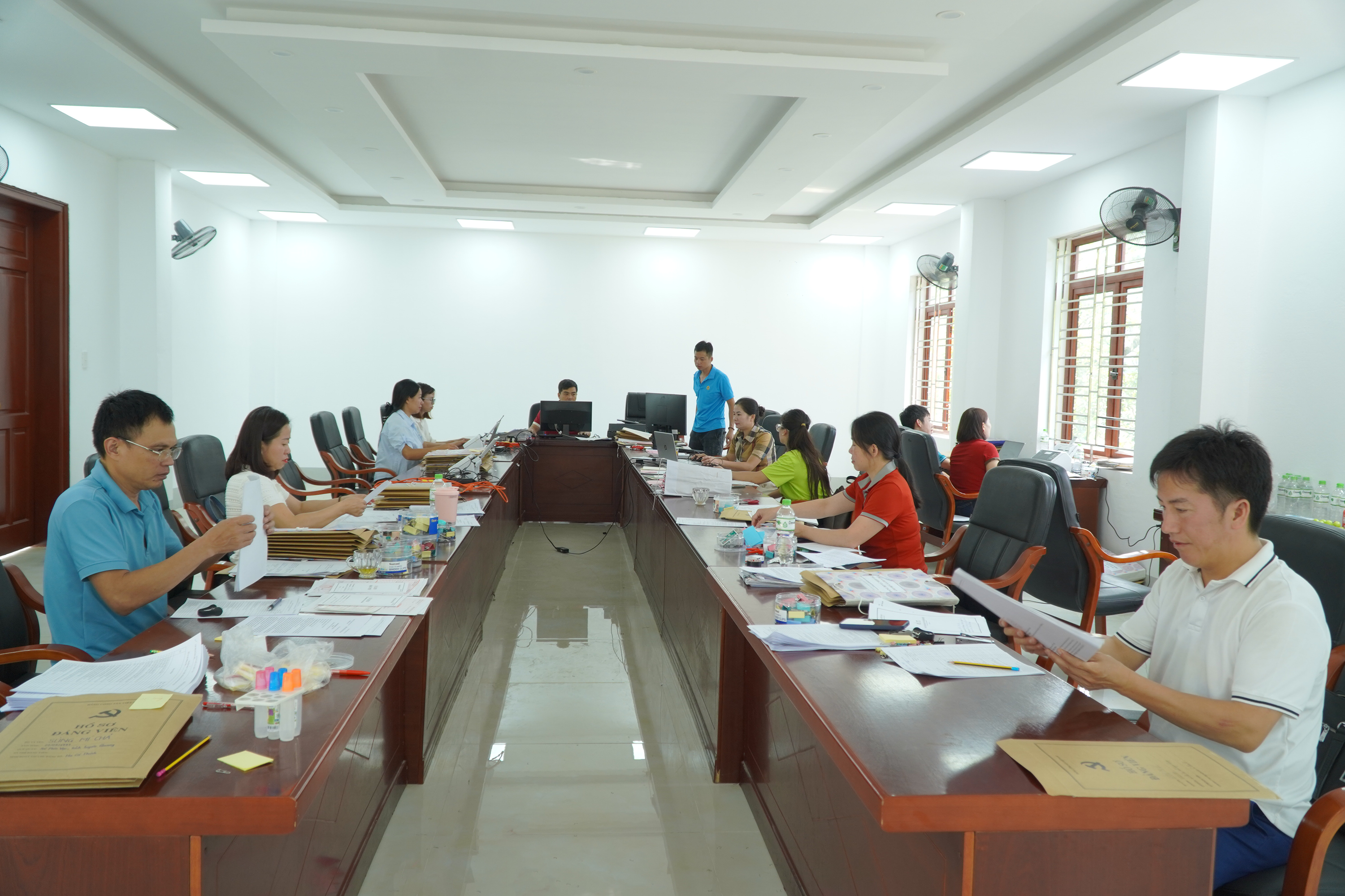 Xã Mèo Vạc đẩy mạnh triển khai số hóa hồ sơ đảng viên
