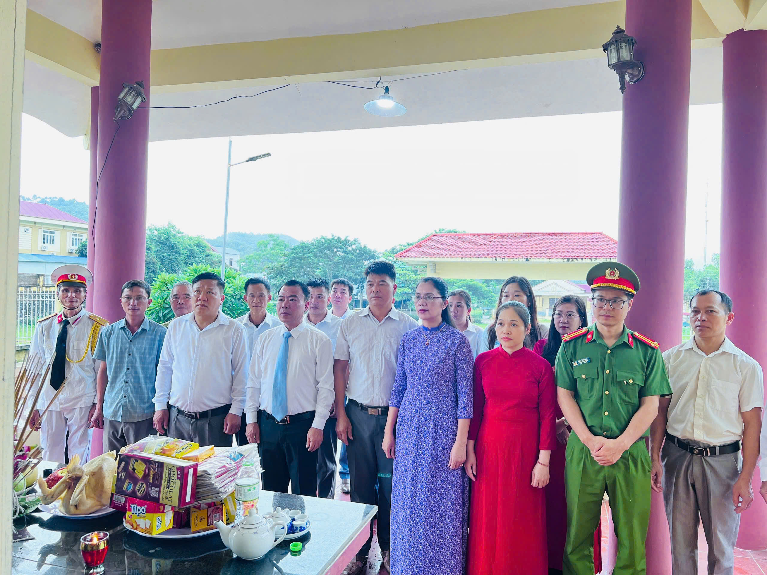 Hòa An tổ chức Lễ dâng hương tưởng niệm các anh hùng liệt sỹ