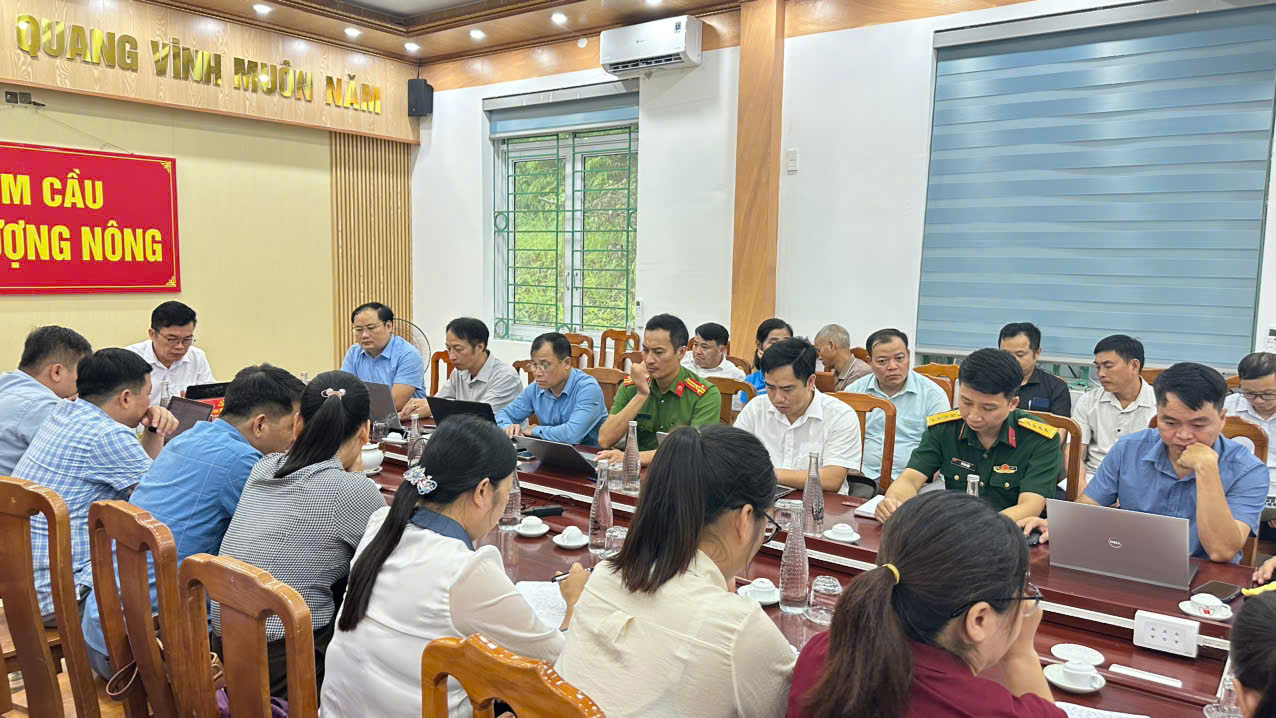 trực tuyến3.jpg