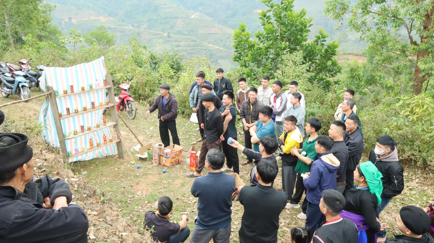 THÔN NÀ NHUÔNG, XÃ YÊN MINH TỔ CHỨC CÁC TRÒ CHƠI DÂN GIAN MỪNG XUÂN BÍNH NGỌ 2026