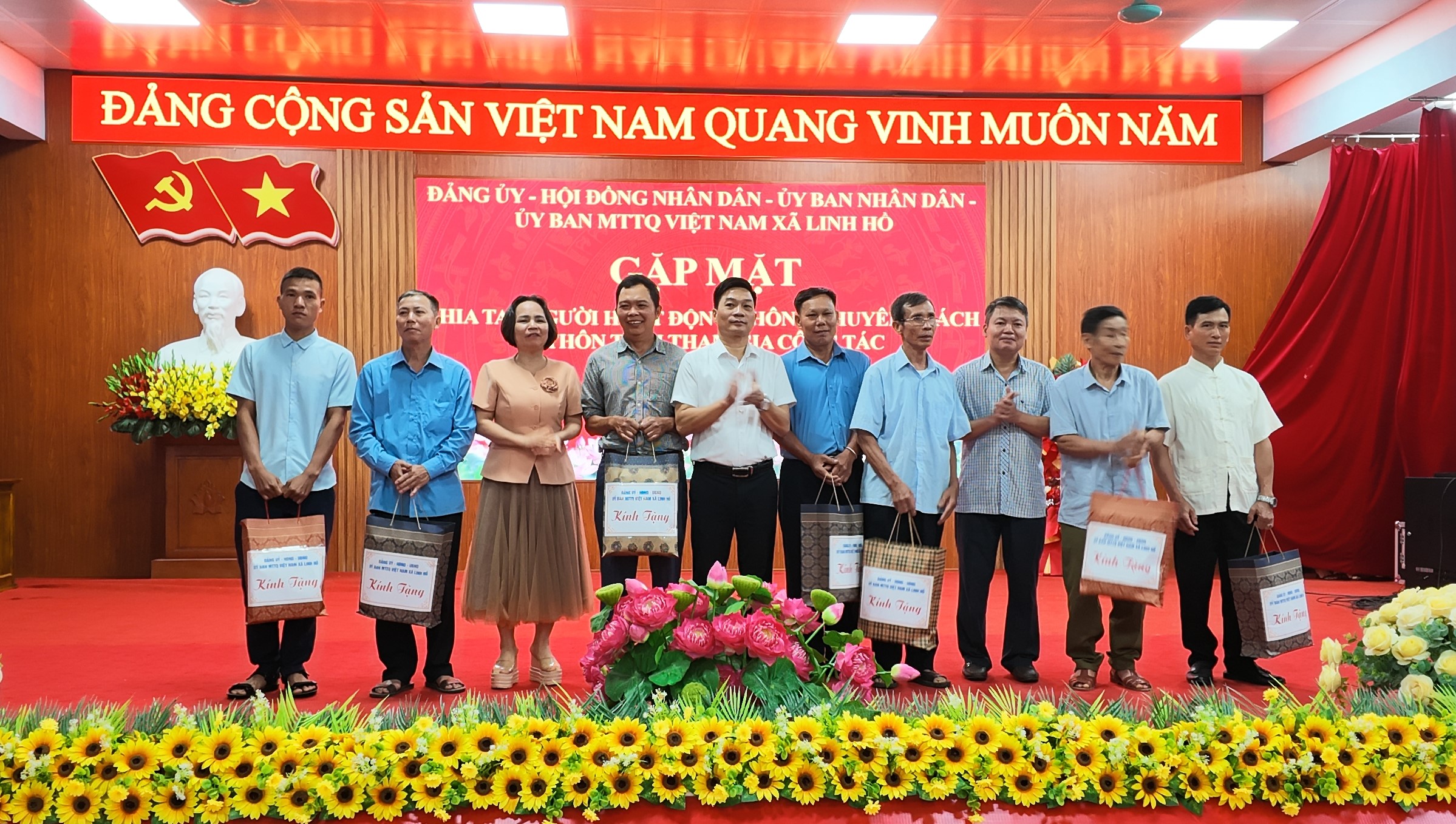 Gặp mặt 8.JPG