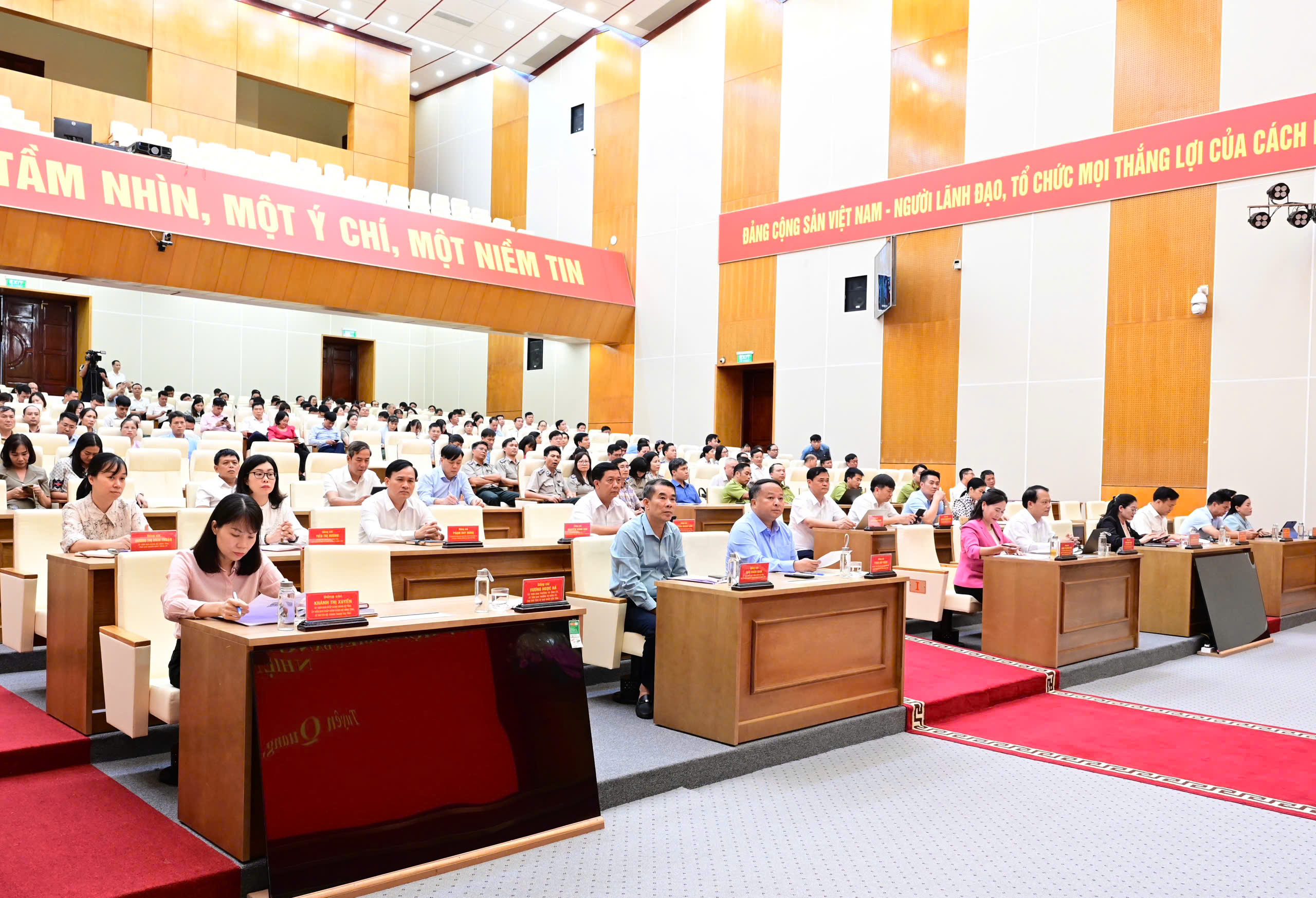 Phát huy quyết tâm chính trị cao nhất, đưa Nghị quyết Đại hội Đảng bộ UBND tỉnh lần thứ I đi vào cuộc sống