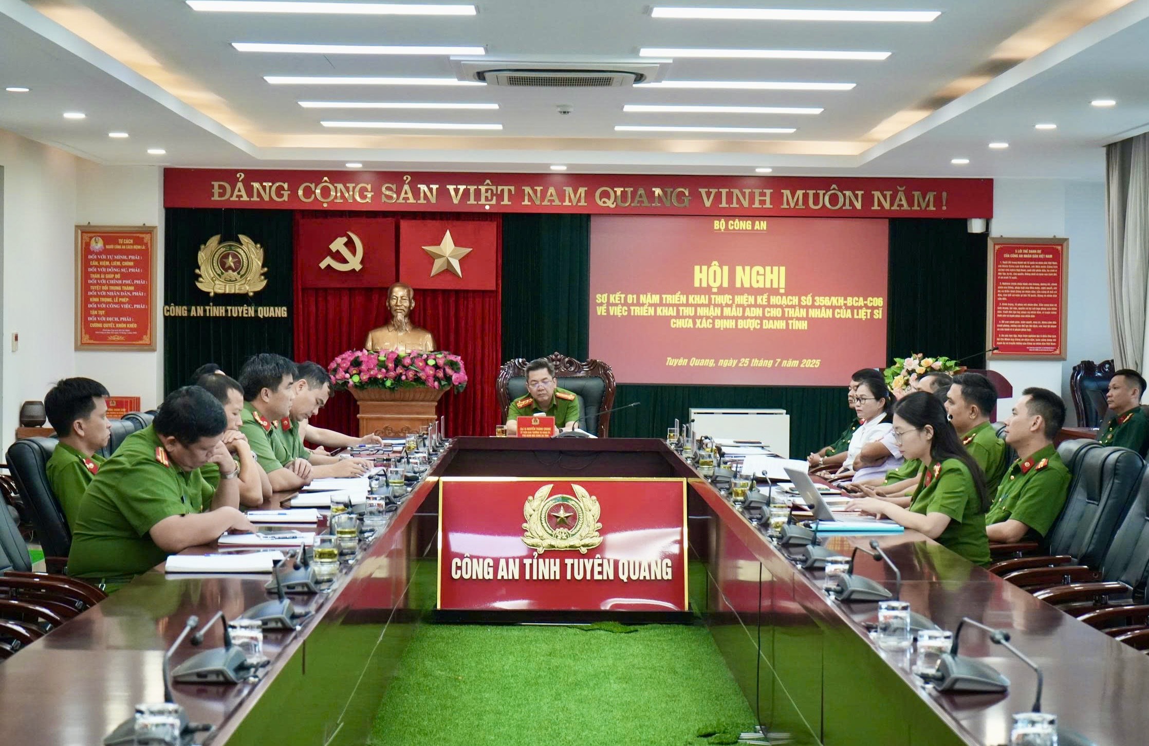 SƠ KẾT 01 NĂM TRIỂN KHAI THU NHẬN MẪU ADN CHO THÂN NHÂN LIỆT SĨ CHƯA XÁC ĐỊNH ĐƯỢC DANH TÍNH