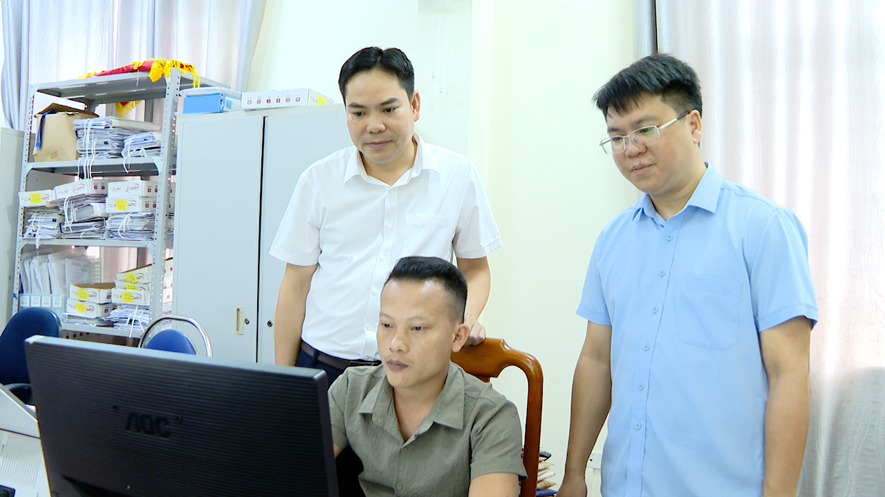 Lâm Bình đẩy nhanh tiến độ số hóa hồ sơ đảng viên
