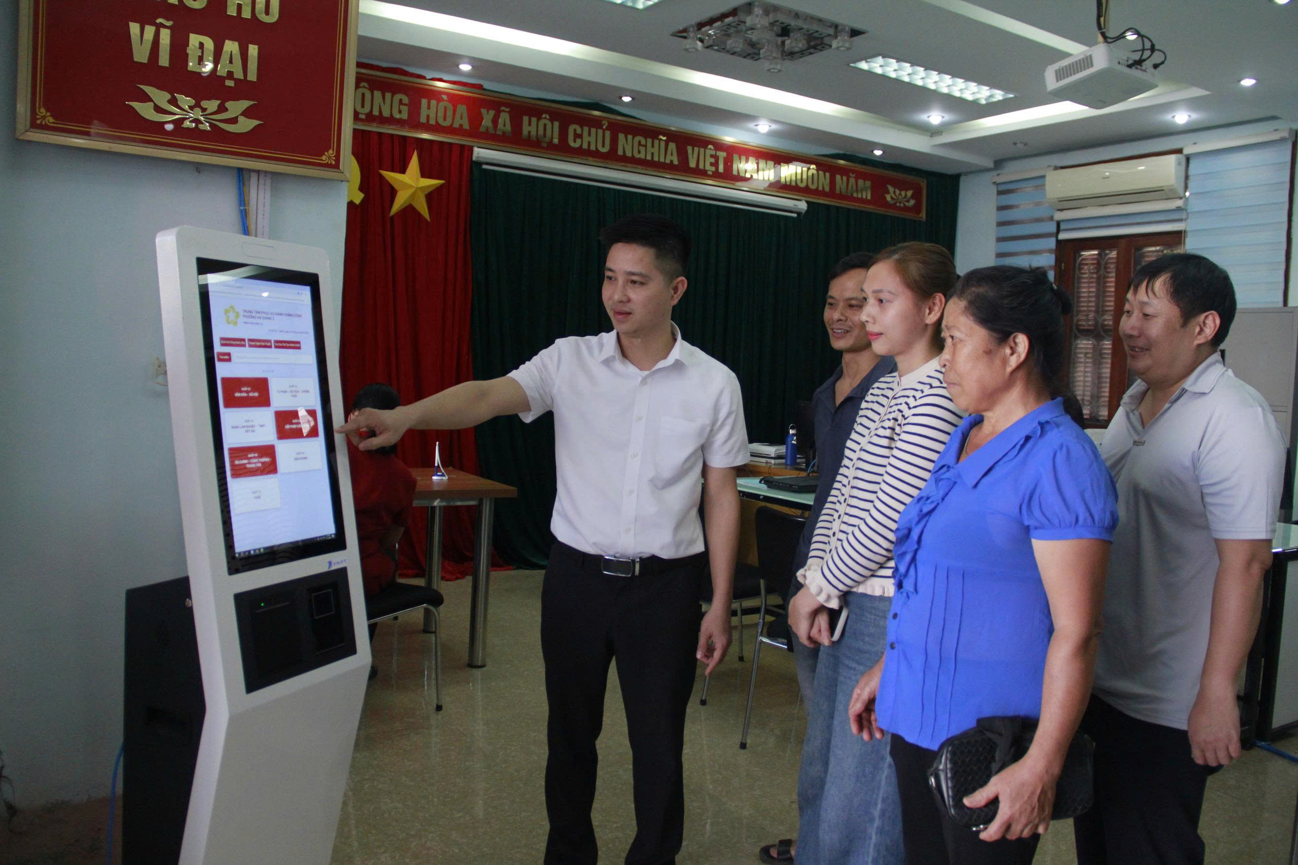 Đánh giá cán bộ bằng năng lực thực chất