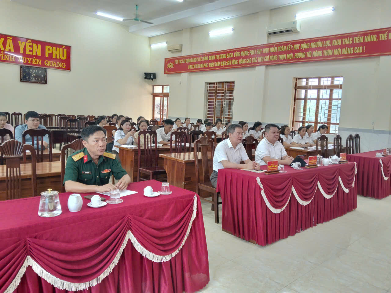 XÃ YÊN PHÚ KHAI MẠC LỚP BỒI DƯỠNG KIẾN THỨC QUỐC PHÒNG VÀ AN NINH ĐỐI TƯỢNG 4 NĂM 2026