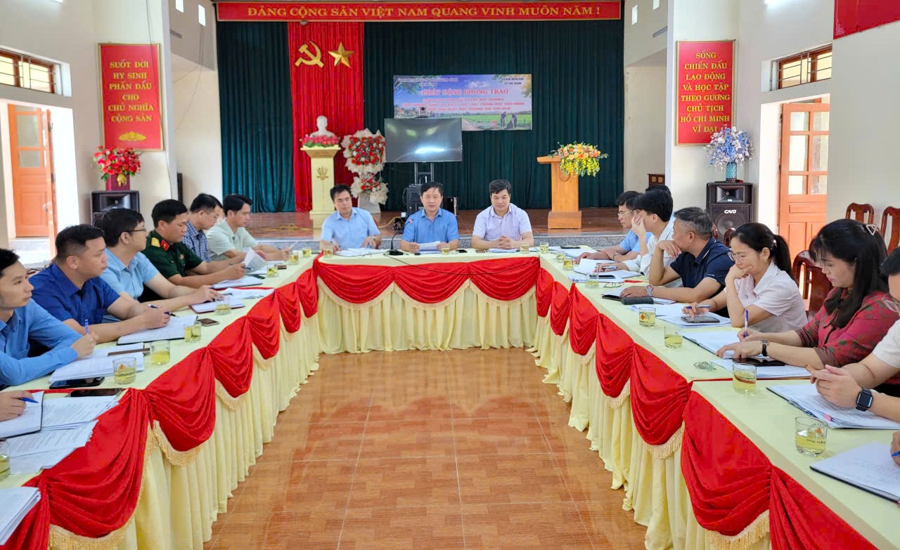 Ban Chỉ đạo sắp xếp thôn của xã Tân Thanh họp quán triệt, triển khai một số nội dung lấy ý kiến Nhân dân vào dự thảo Đề án sắp xếp thôn