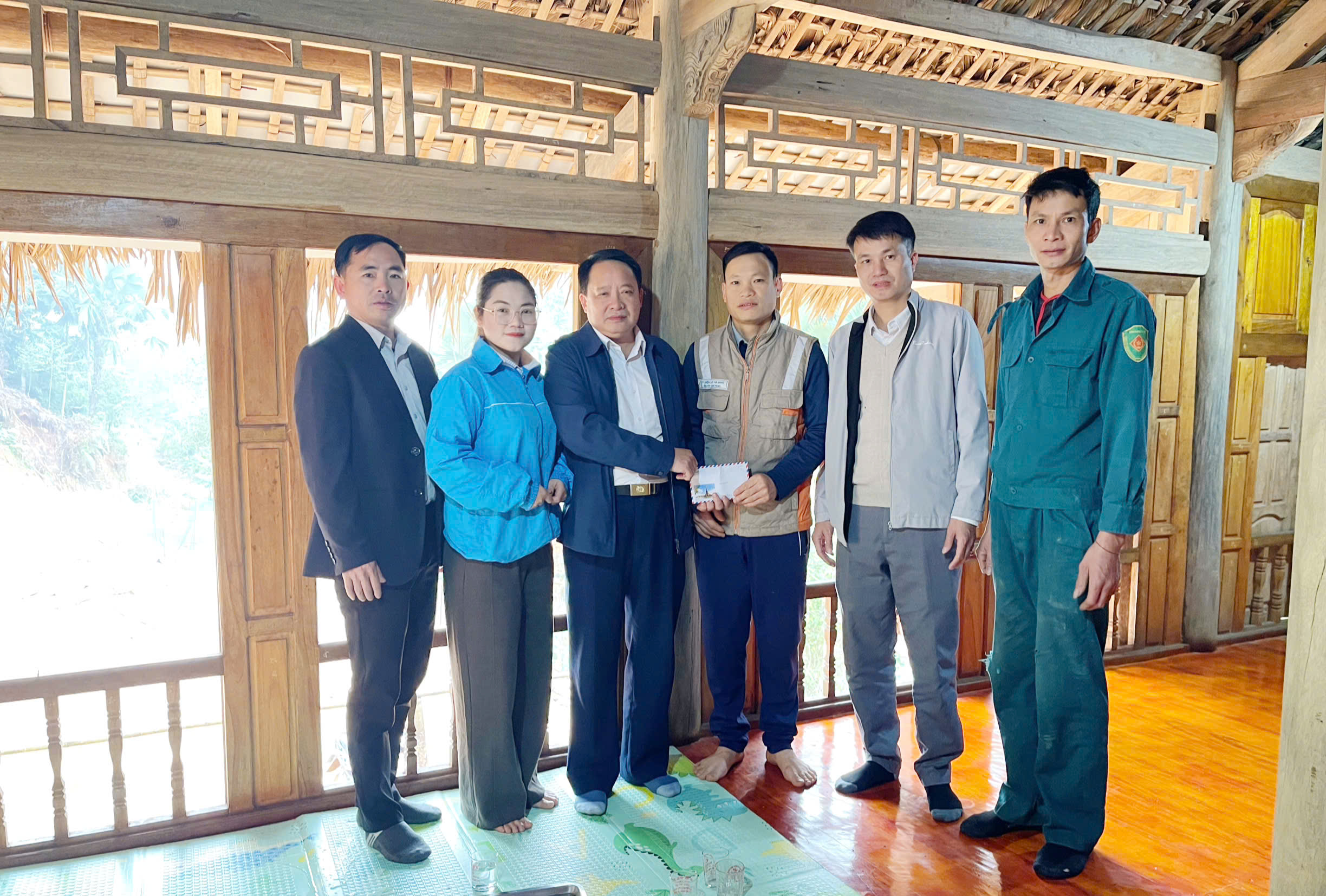 BÀN GIAO "NHÀ TÌNH THƯƠNG" TRƯỚC THỀM TẾT NGUYÊN ĐÁN BÍNH NGỌ 2026 TẠI THÔN SƠN THÀNH, XÃ TIÊN YÊN