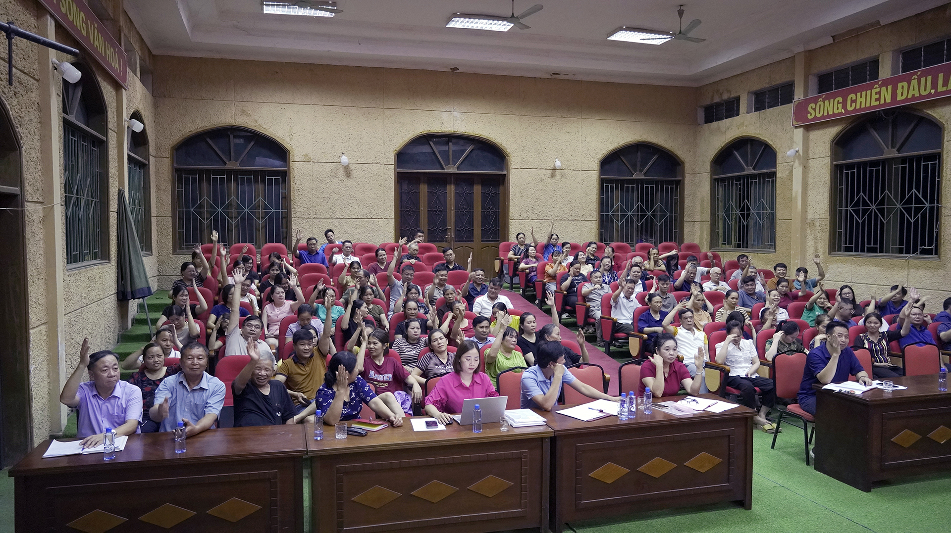 HN lấy ý kiến sáp nhập thôn 3-4 (5).jpg