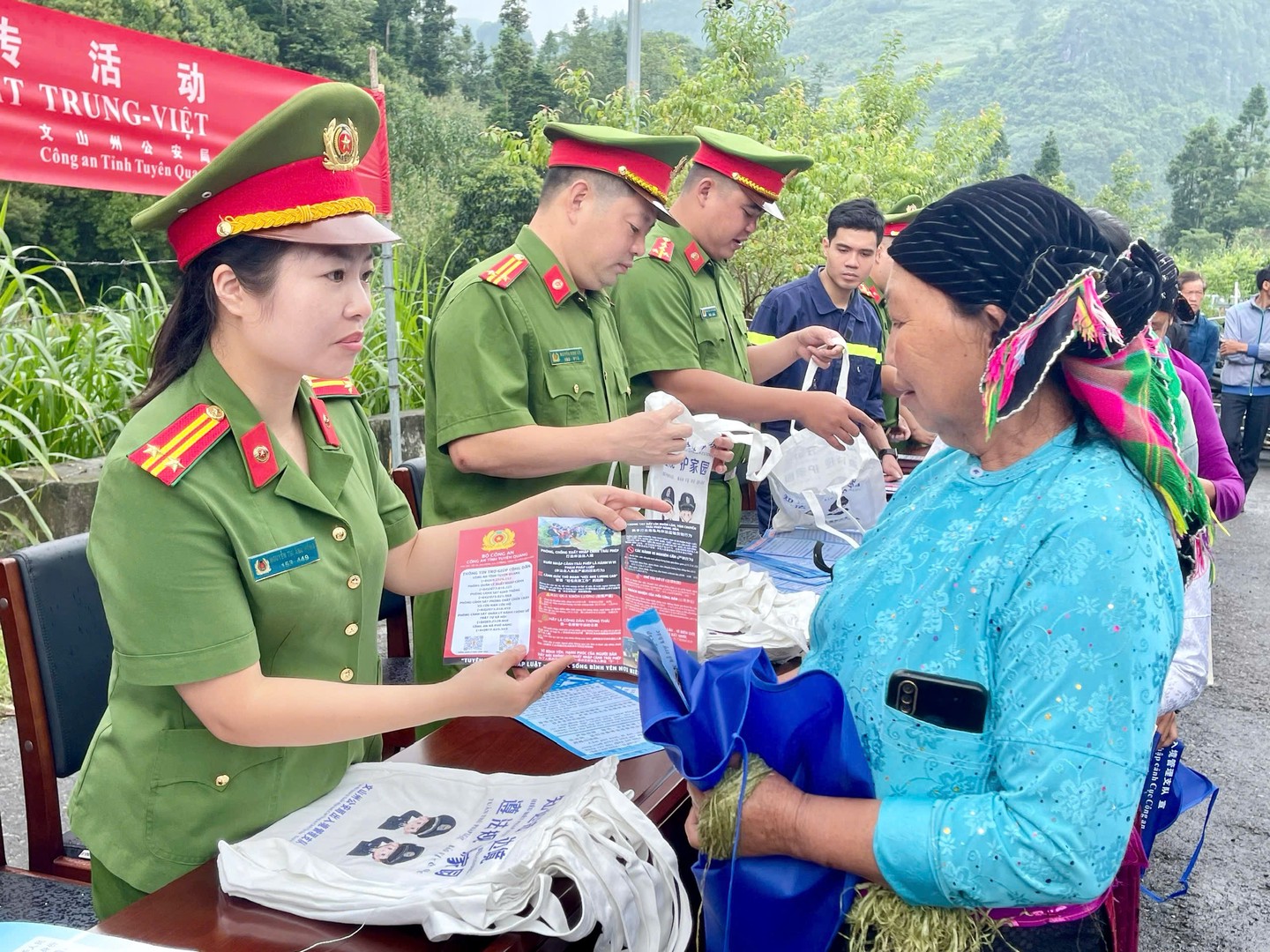 ĐẨY MẠNH TUYÊN TRUYỀN, PHÒNG NGỪA TỘI PHẠM MUA BÁN NGƯỜI