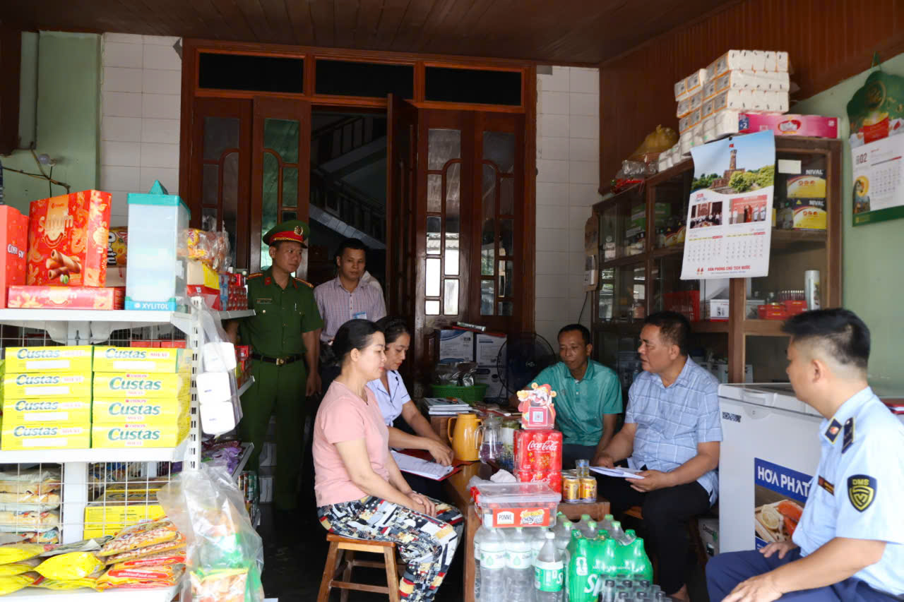 Ktra ATTP Vĩnh hảo tạp h&oacute;a.jpg