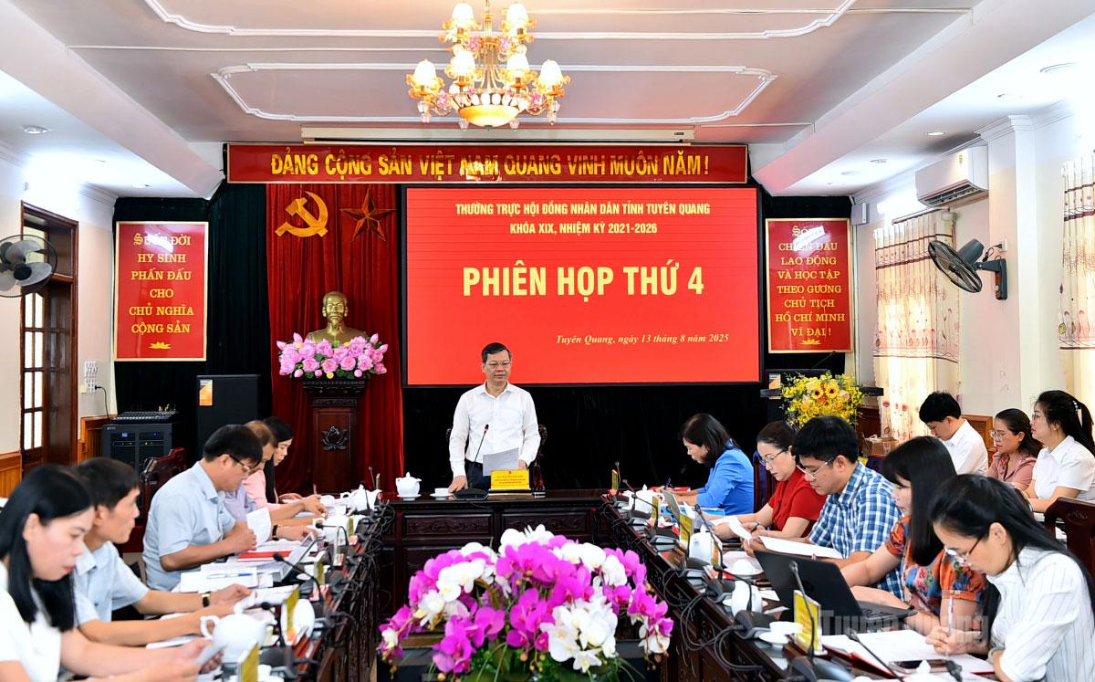 Thường trực HĐND tỉnh họp phiên thứ 4