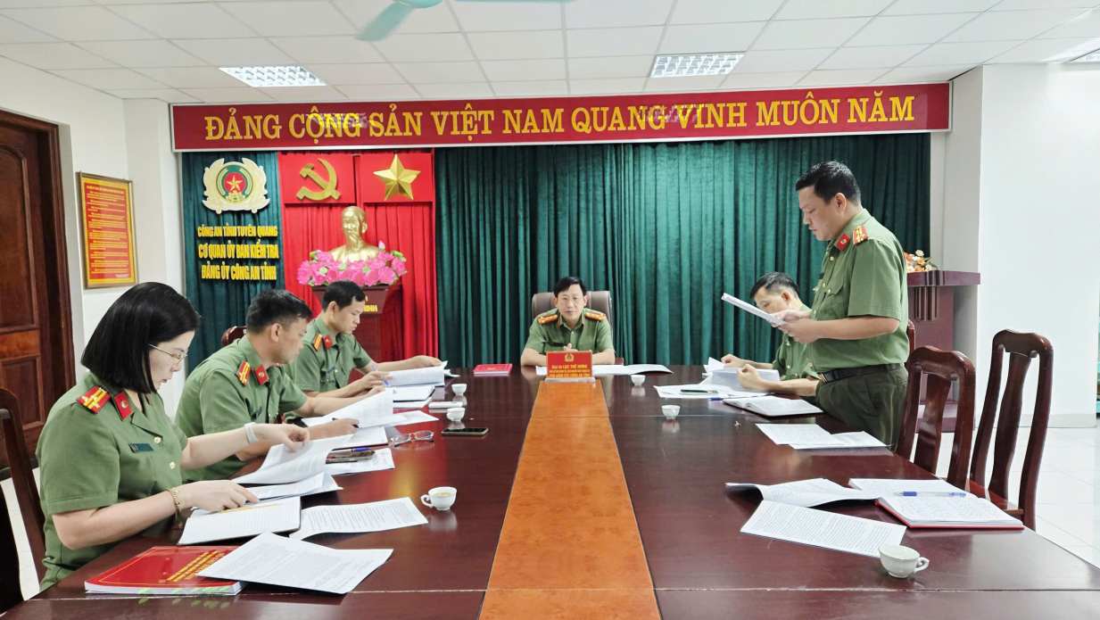 ỦY BAN KIỂM TRA ĐẢNG ỦY CÔNG AN TỈNH HỌP PHIÊN THƯỜNG KỲ QUÝ II/2026 VÀ XEM XÉT, QUYẾT ĐỊNH MỘT SỐ NỘI DUNG QUAN TRỌNG