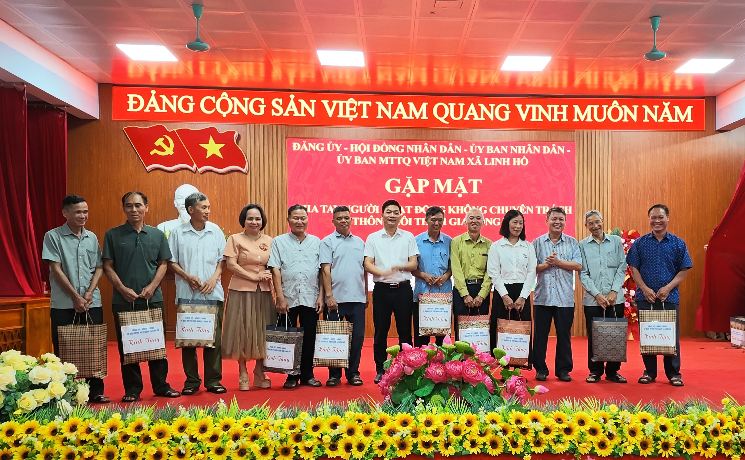 Gặp mặt 6.JPG