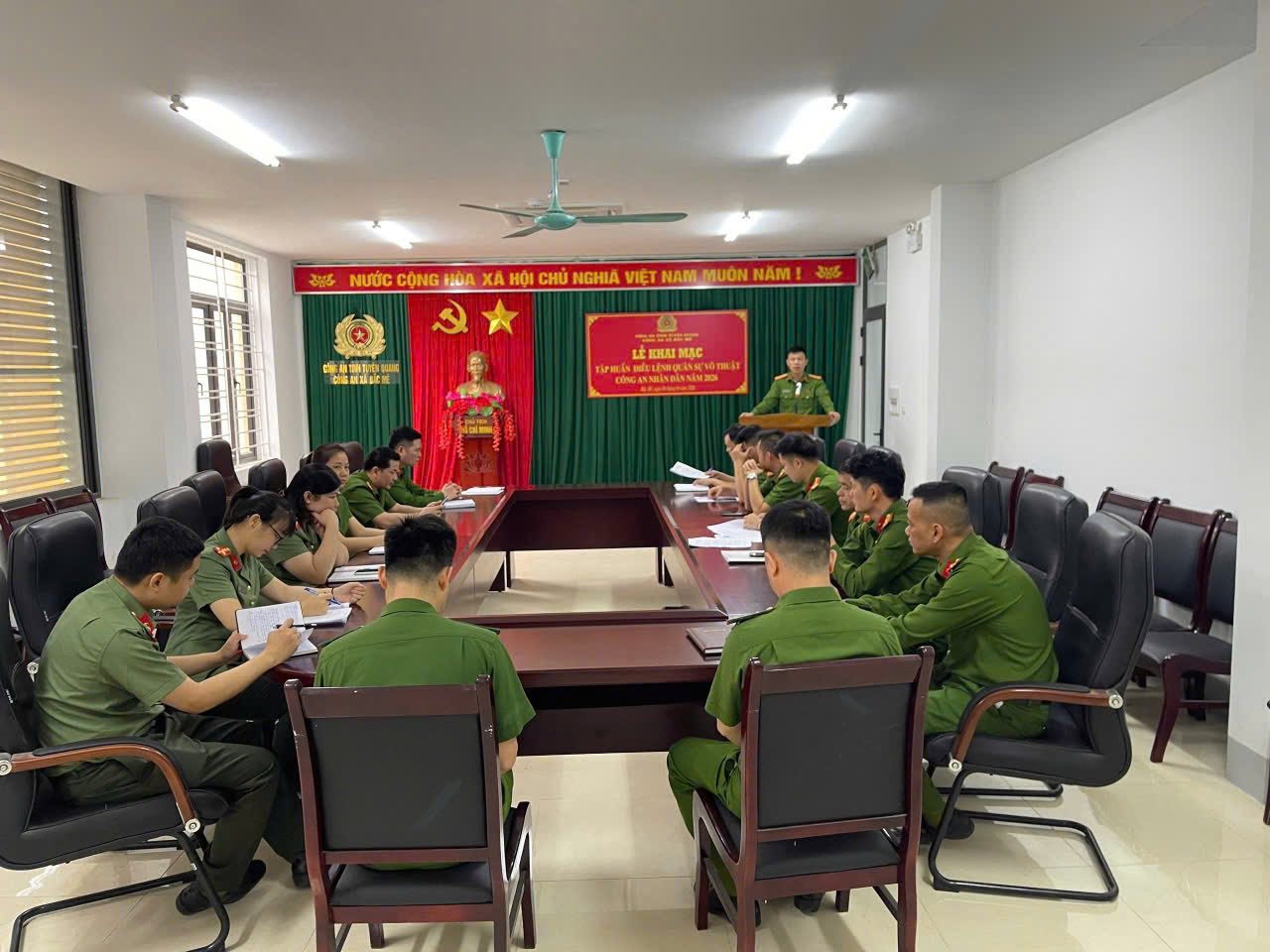 CÔNG AN XÃ BẮC MÊ TRIỂN KHAI CÔNG TÁC TẬP HUẤN ĐIỀU LỆNH, QUÂN SỰ, VÕ THUẬT CAND NĂM 2026