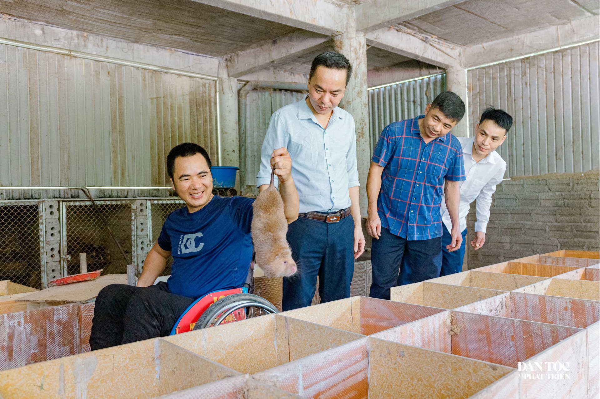 Vượt nghịch cảnh, chàng trai người Tày đạt được những thành tích đáng nể