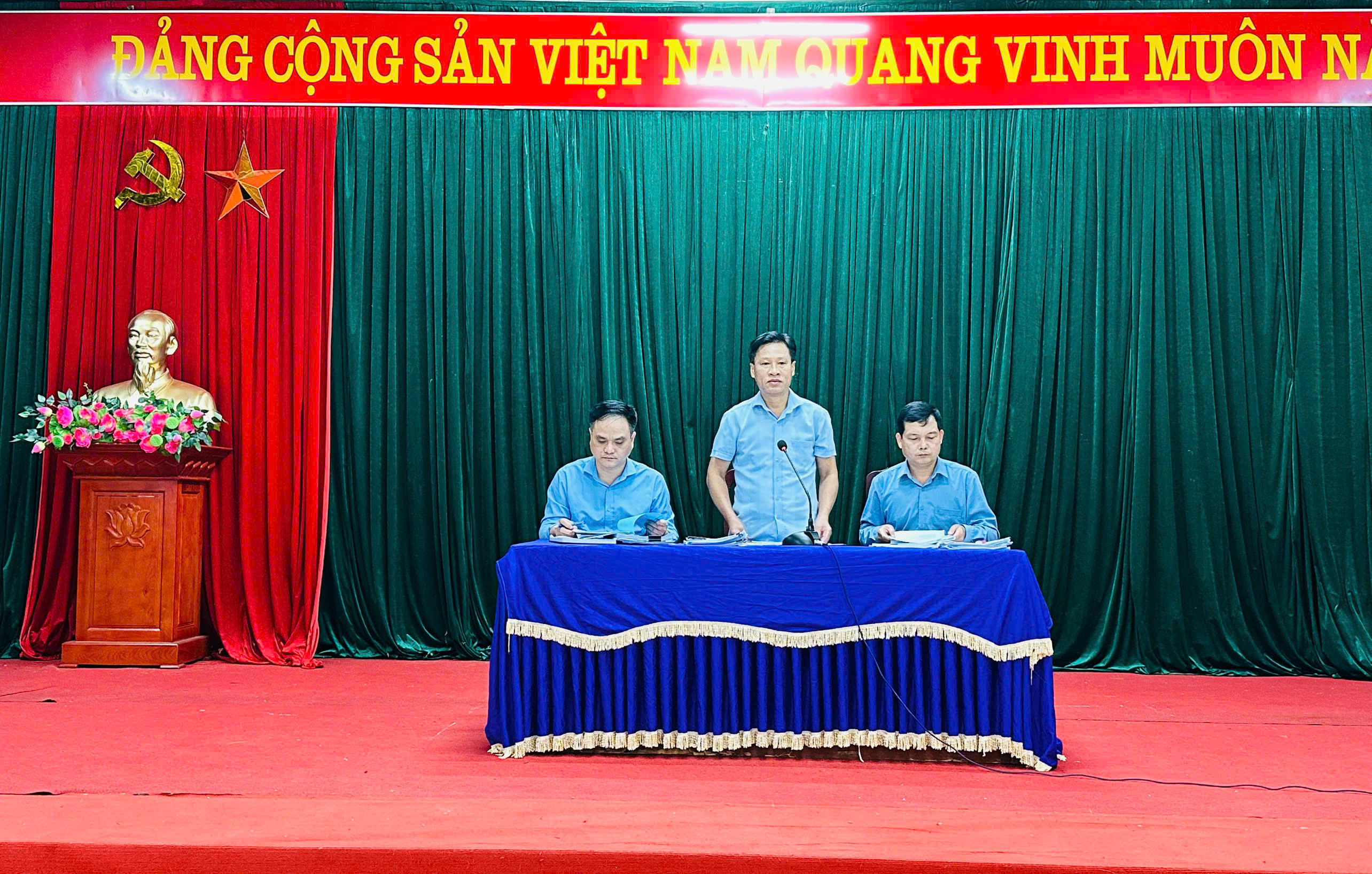 ỦY BAN NHÂN DÂN XÃ CÔN LÔN HỌP PHIÊN THƯỜNG KỲ THÁNG 7 NĂM 2026