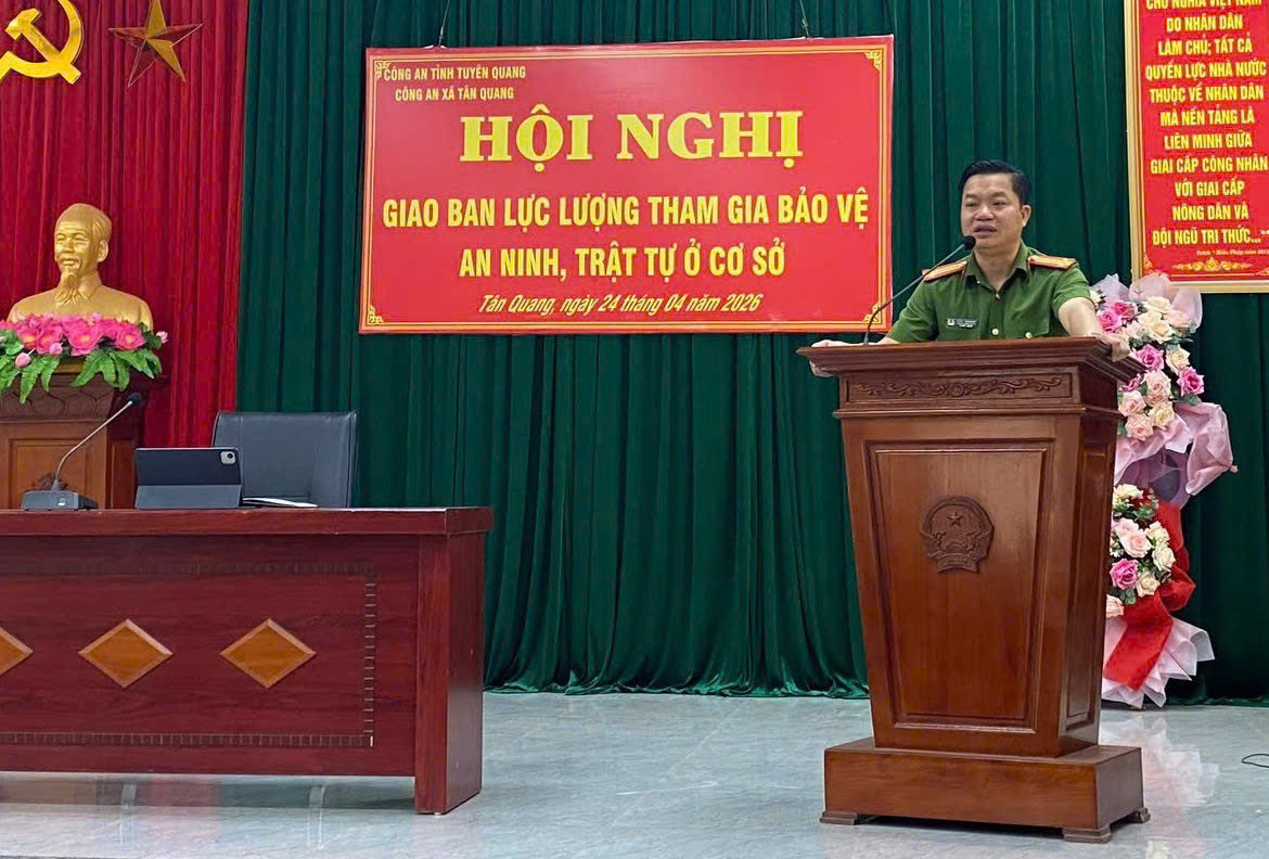 CÔNG AN XÃ TÂN QUANG TỔ CHỨC GIAO BAN LỰC LƯỢNG THAM GIA BẢO VỆ ANTT Ở CƠ SỞ THÁNG 4 NĂM 2026  