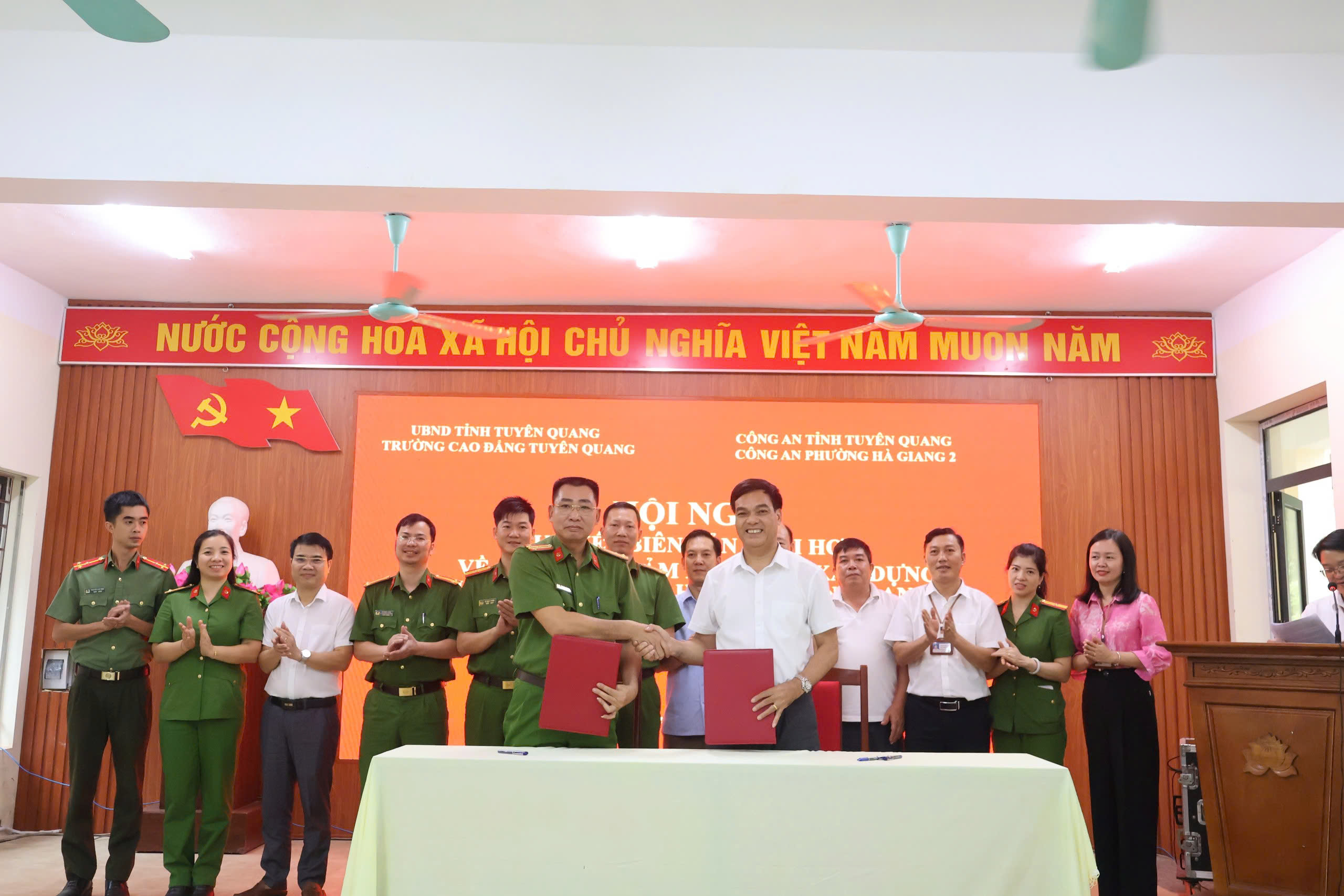 CHUNG TAY XÂY DỰNG TRƯỜNG HỌC AN TOÀN, KHÔNG TỘI PHẠM, KHÔNG MA TÚY