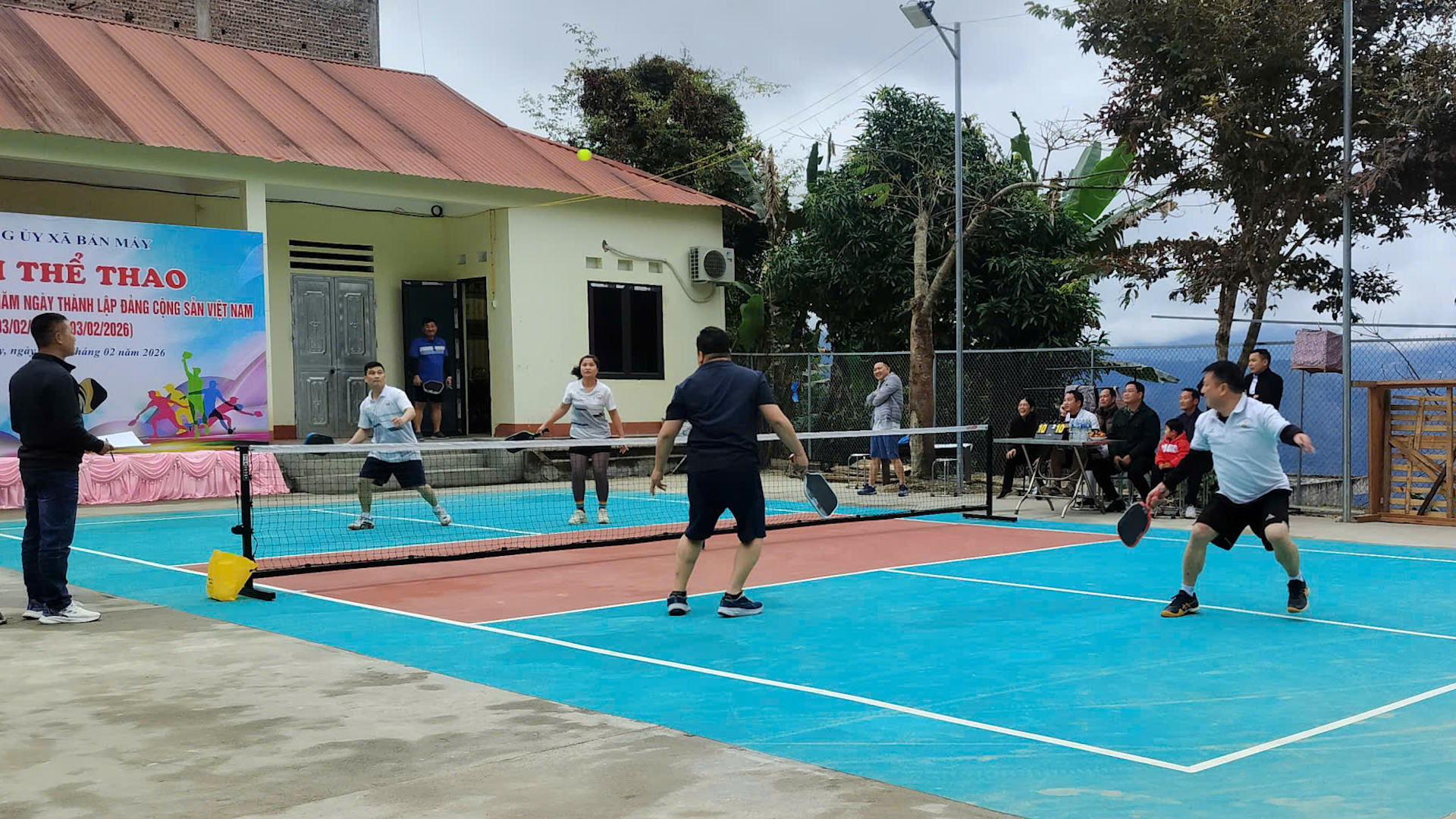 SÔI NỔI GIẢI THỂ THAO PICKLEBALL CHÀO MỪNG 96 NĂM NGÀY THÀNH LẬP ĐẢNG CỘNG SẢN VIỆT NAM