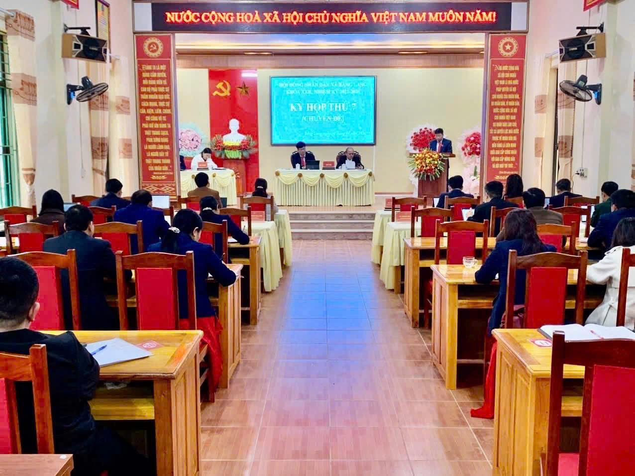 XÃ BẰNG LANG TỔ CHỨC KỲ HỌP THỨ 7 (CHUYÊN ĐỀ) HĐND XÃ KHÓA XXII, NHIỆM KỲ 2021–2026