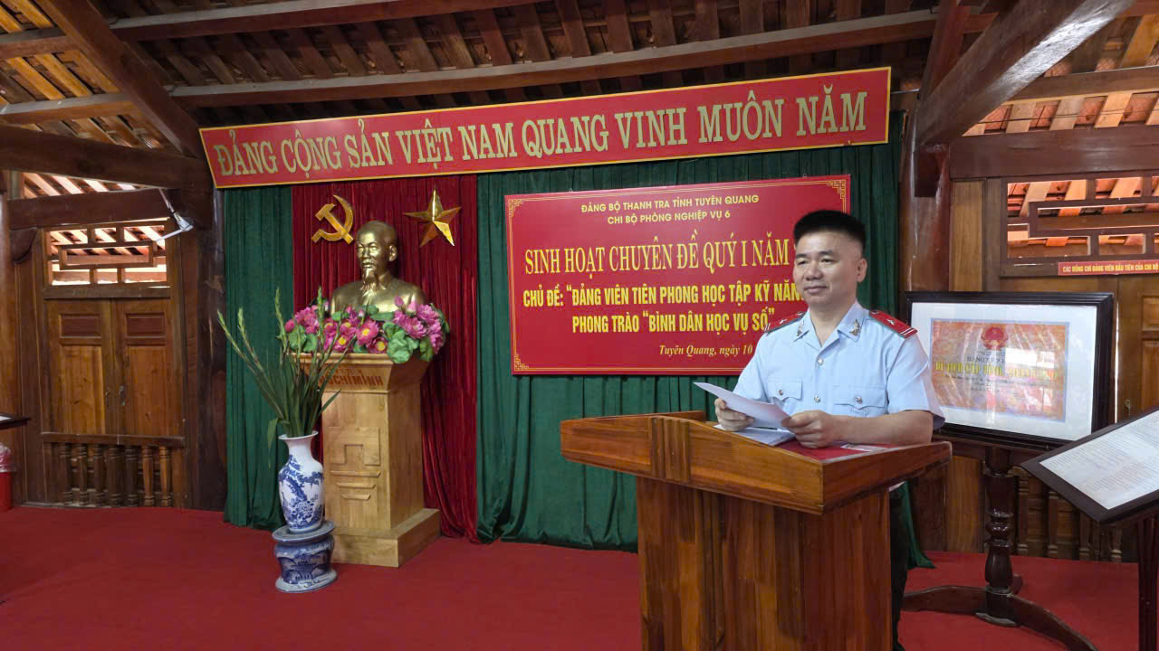 Chi bộ Phòng Nghiệp vụ 6 tổ chức sinh hoạt chuyên đề về đảng viên tiên phong học tập kỹ năng số